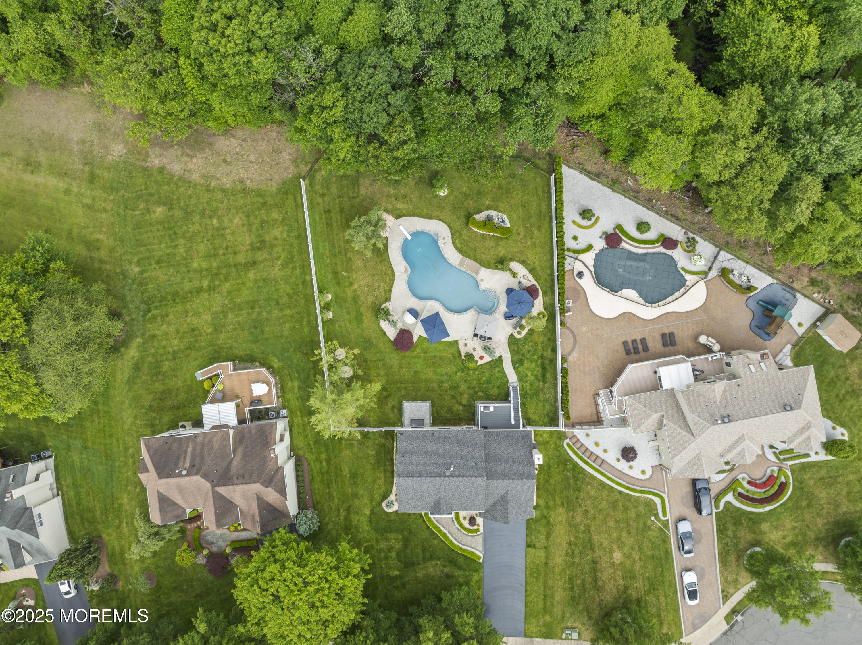16 Wildflower Court, Manalapan, New Jersey image 11