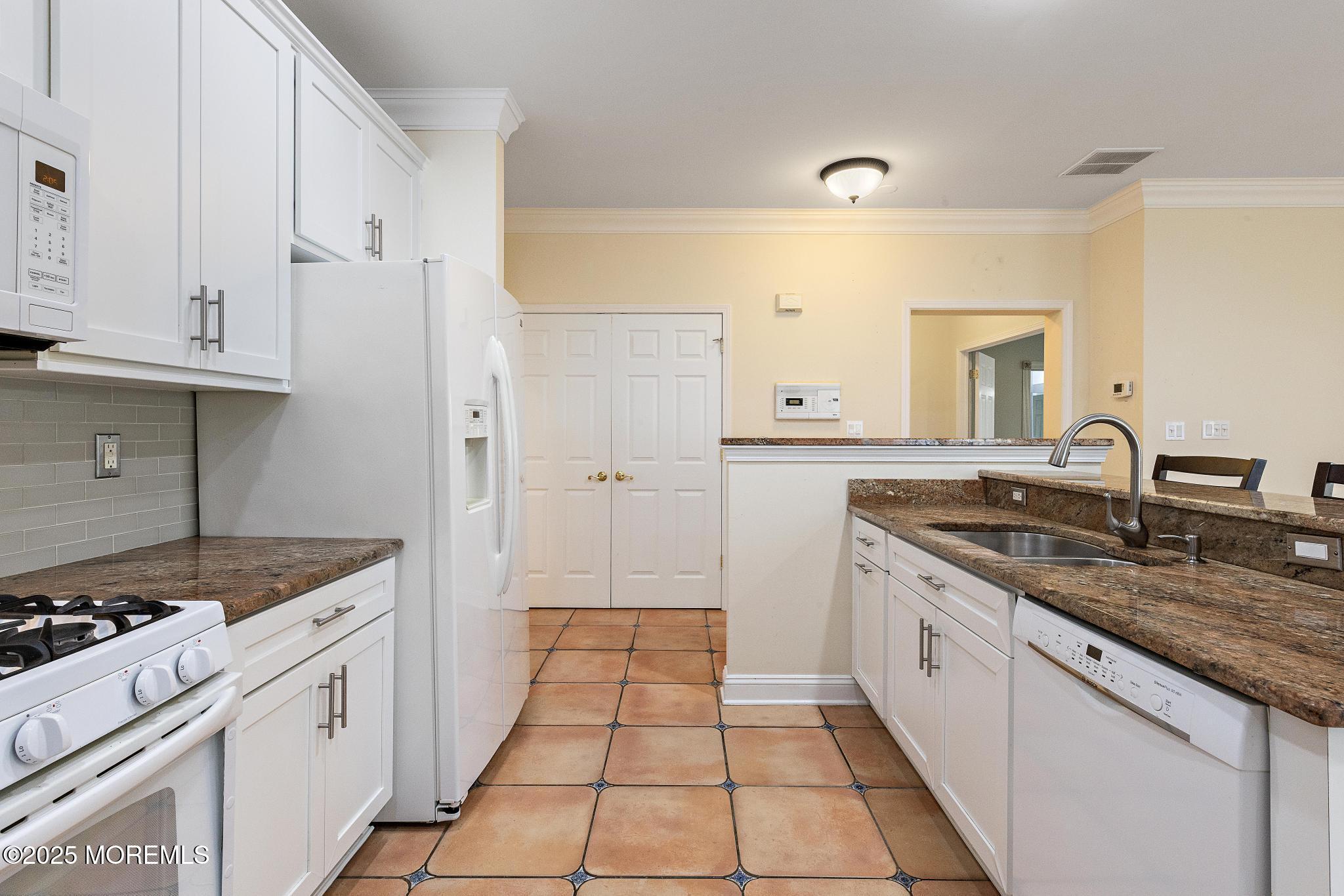 7 Spring Lake Court, Barnegat, New Jersey image 7