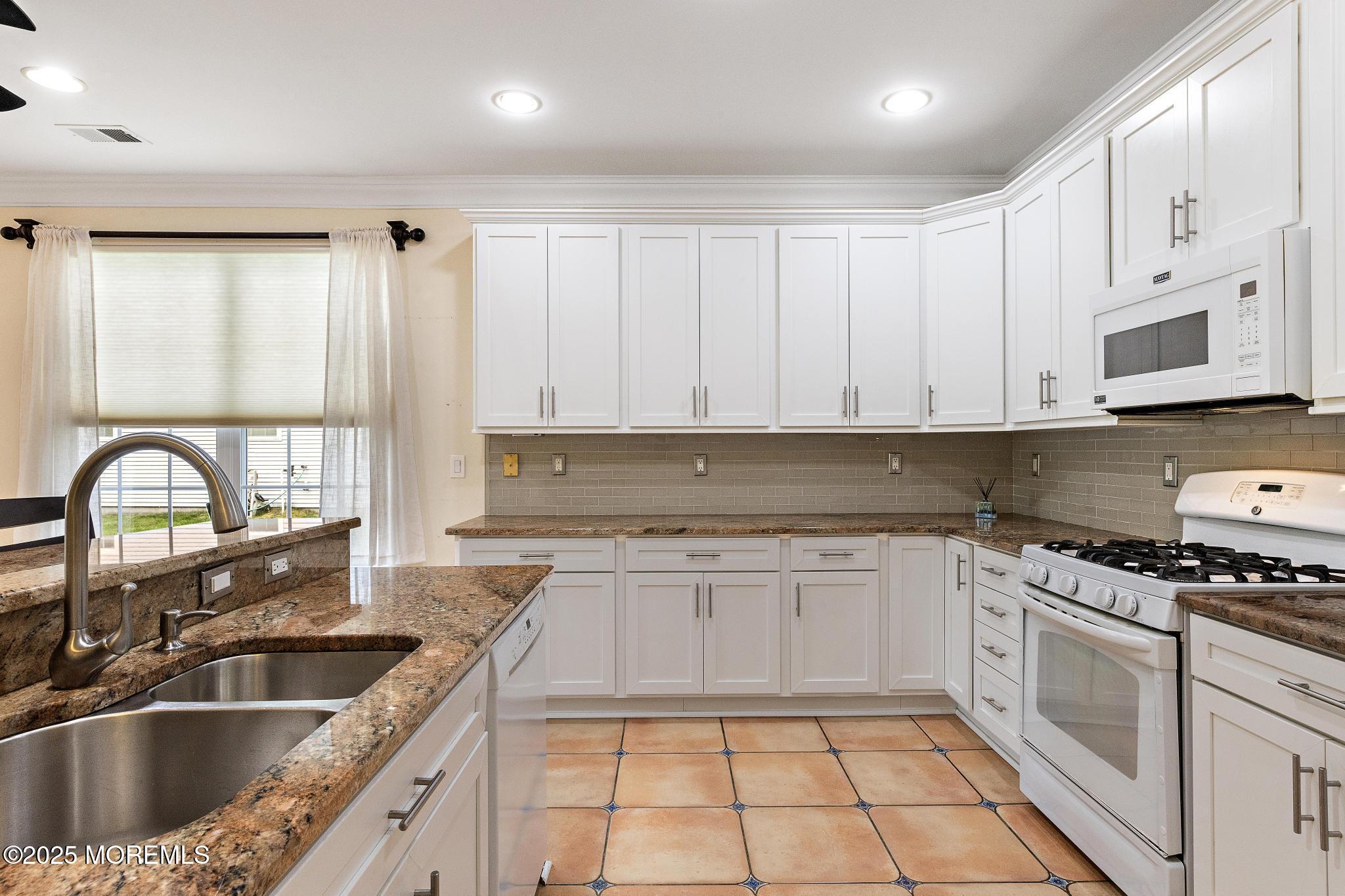 7 Spring Lake Court, Barnegat, New Jersey image 6