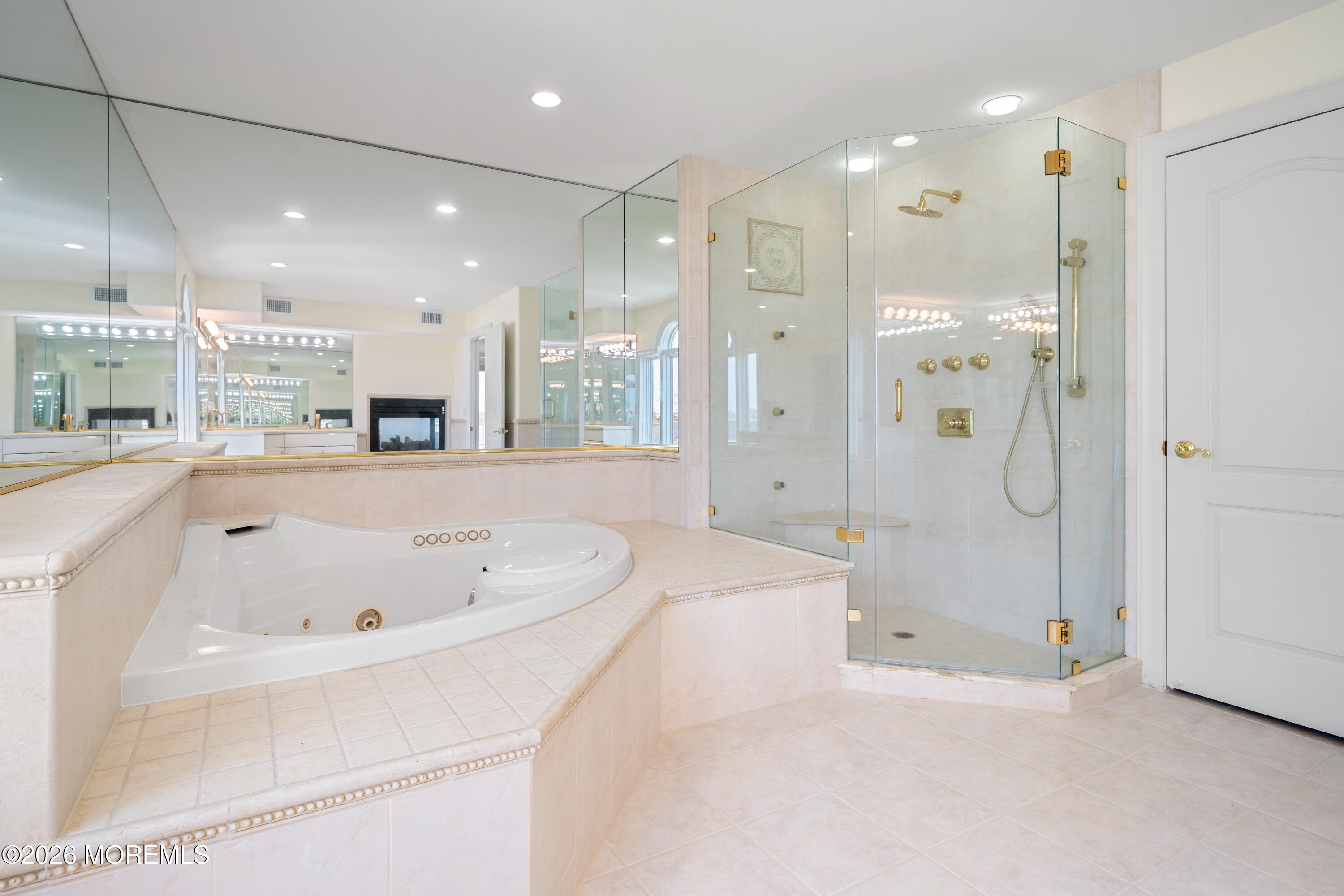 Bayville, New Jersey, 08721, United States, 5 Bedrooms Bedrooms, ,6 BathroomsBathrooms,Residential,Active,2035610