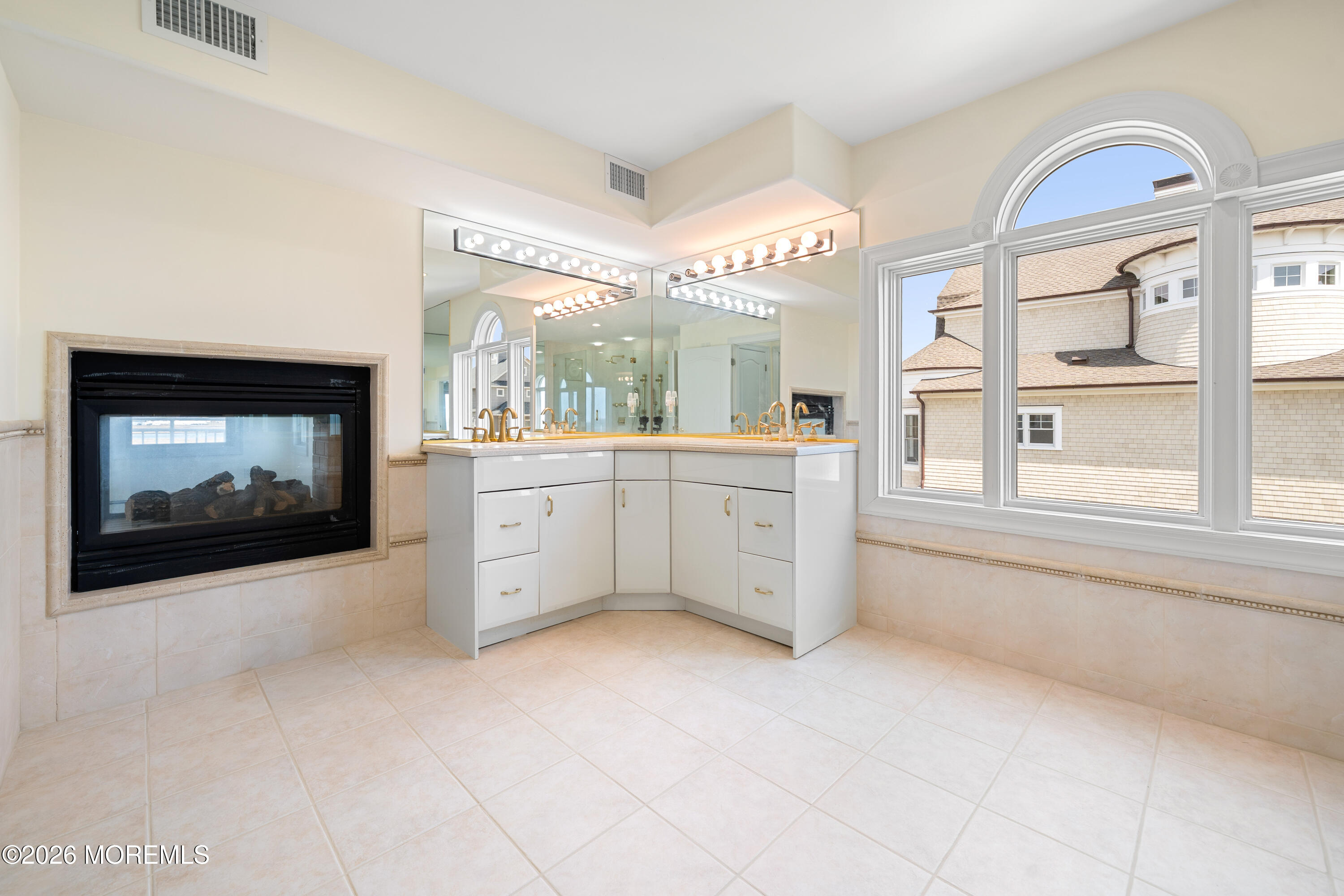 Bayville, New Jersey, 08721, United States, 5 Bedrooms Bedrooms, ,6 BathroomsBathrooms,Residential,Active,2035610