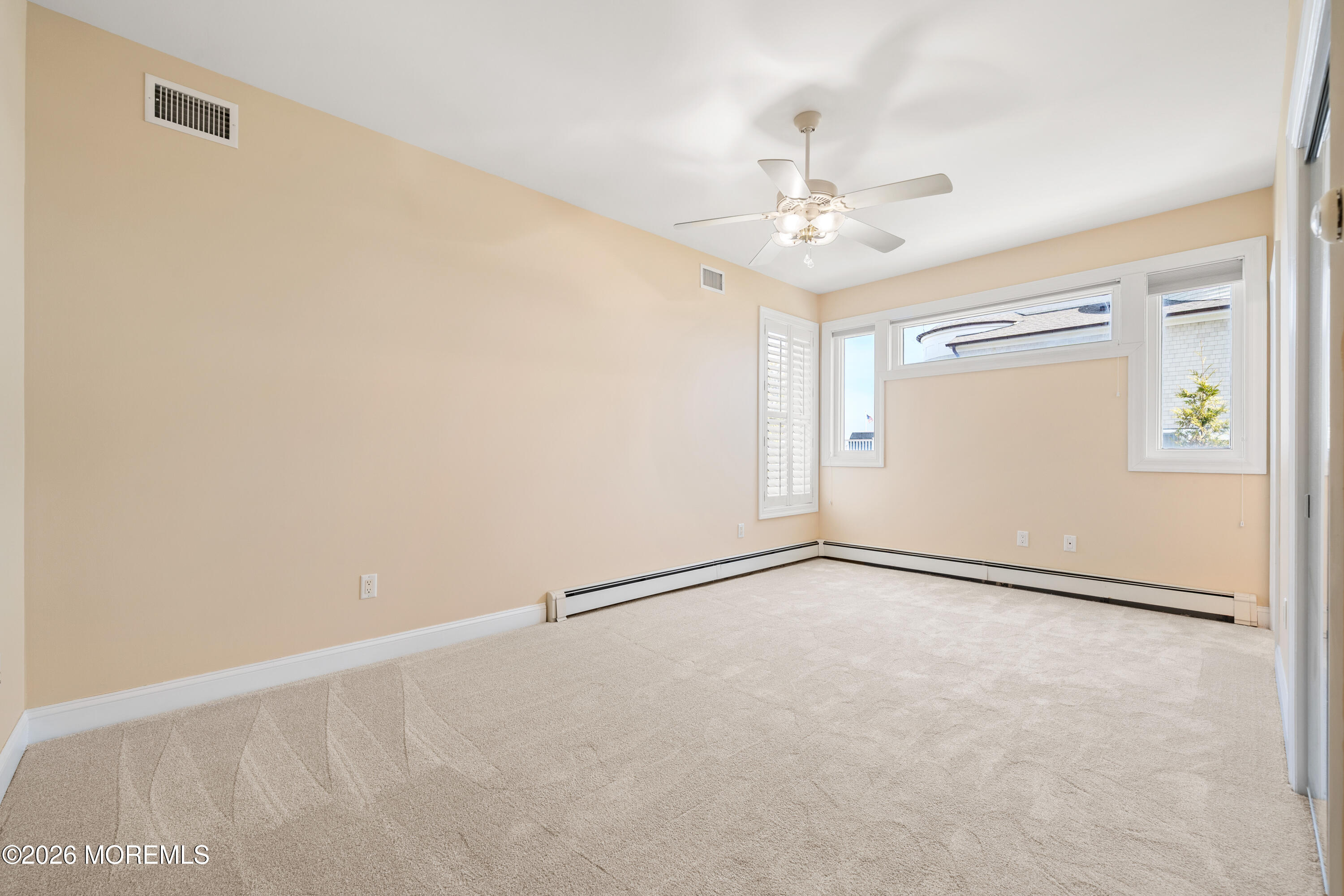 Bayville, New Jersey, 08721, United States, 5 Bedrooms Bedrooms, ,6 BathroomsBathrooms,Residential,Active,2035610
