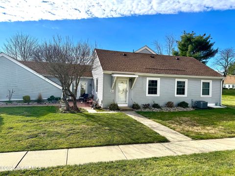 Homes For Sale - 56 Largo San Nicola #A<br/> Freehold, NJ 07728
