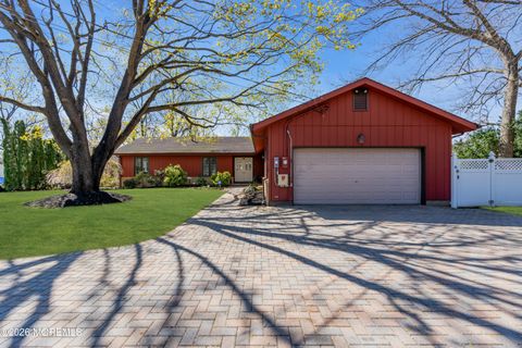 Photo of 514 Highland Terrace, Brick, NJ 08723 (MLS # 22609387)