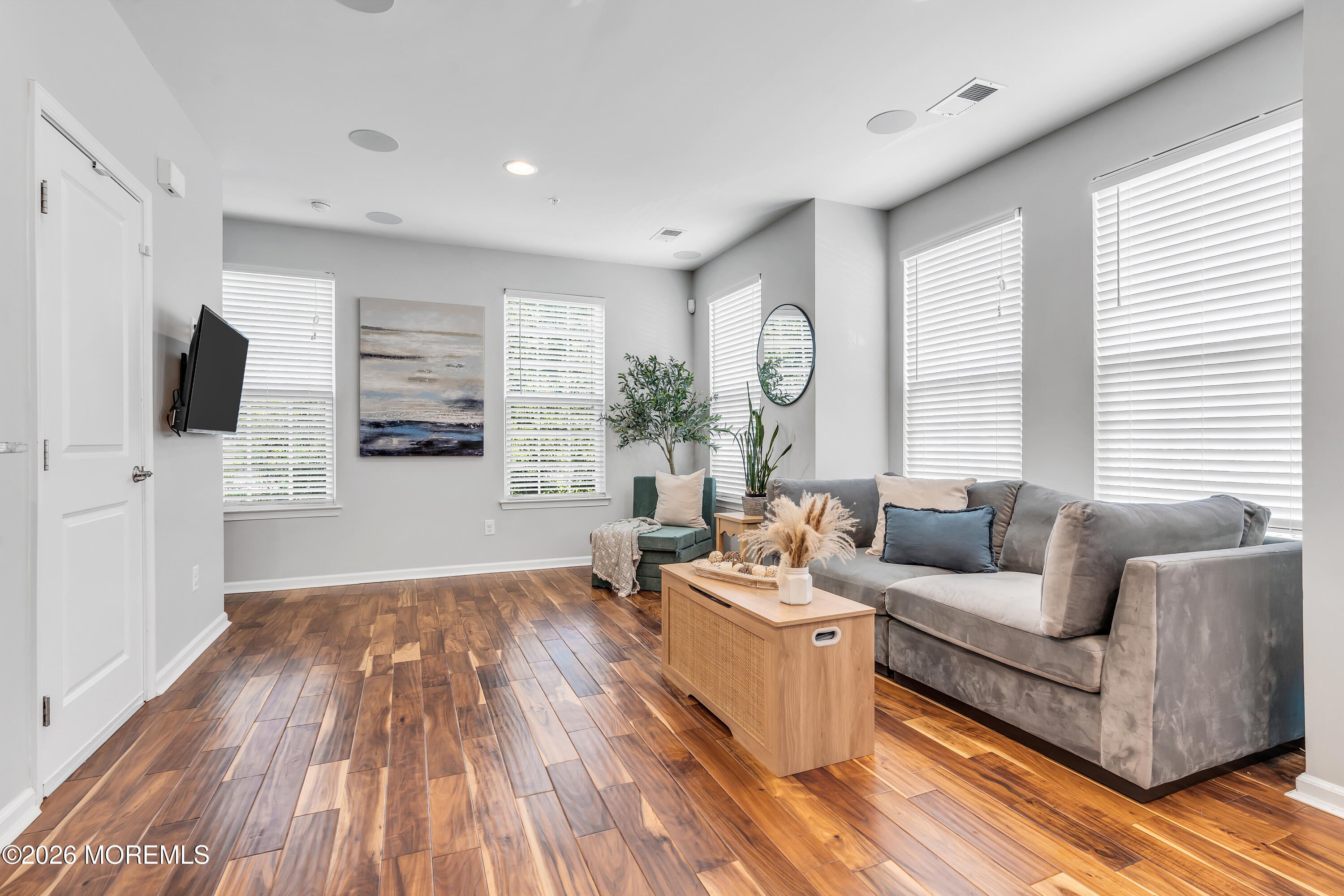 33 Jake Drive