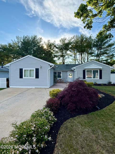 Homes For Sale - 20 Long Road<br/> Freehold, NJ 07728