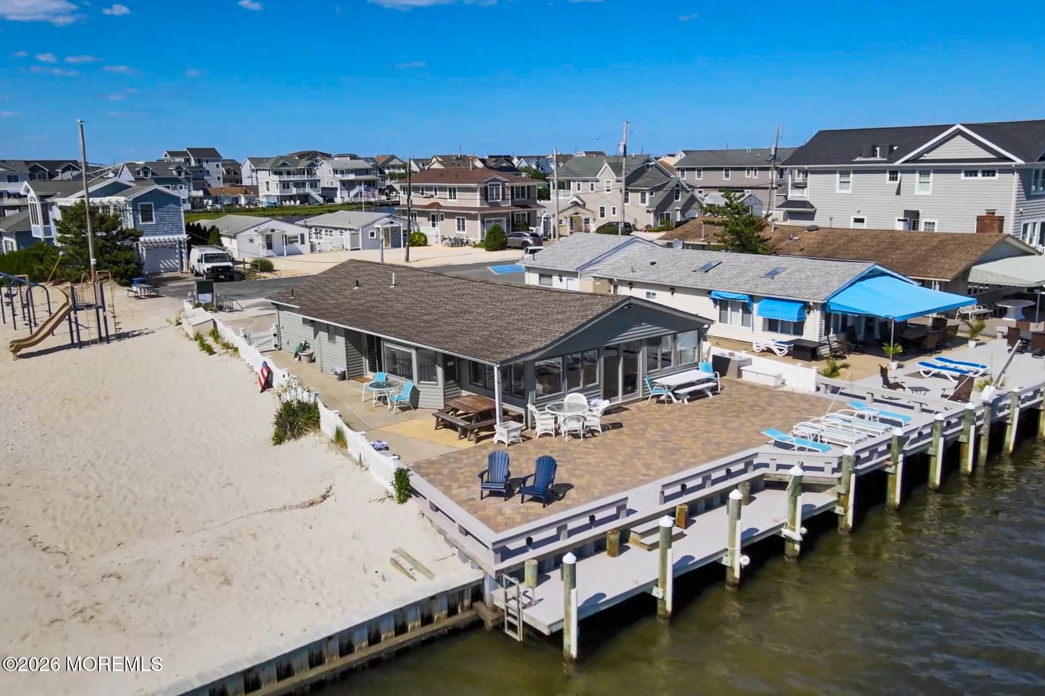 263 Bay Beach Way