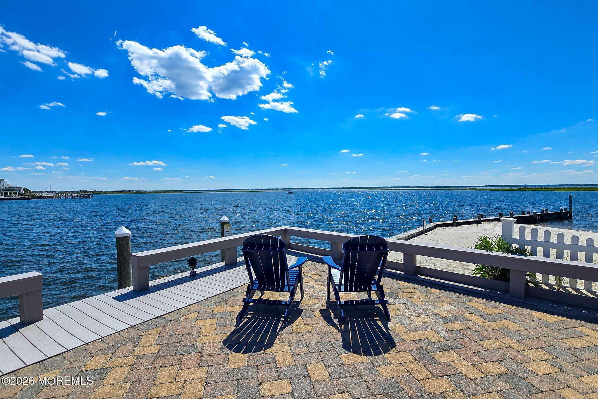 263 Bay Beach Way