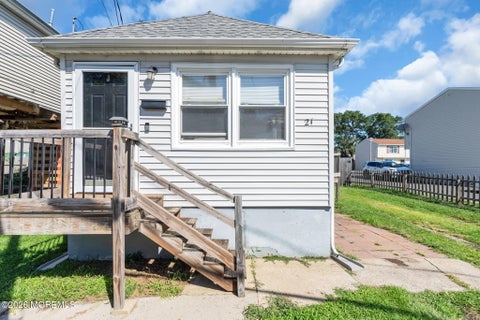 Homes For Sale - 21 Jahn Street<br/> Monmouth County, Keansburg, NJ 07734
