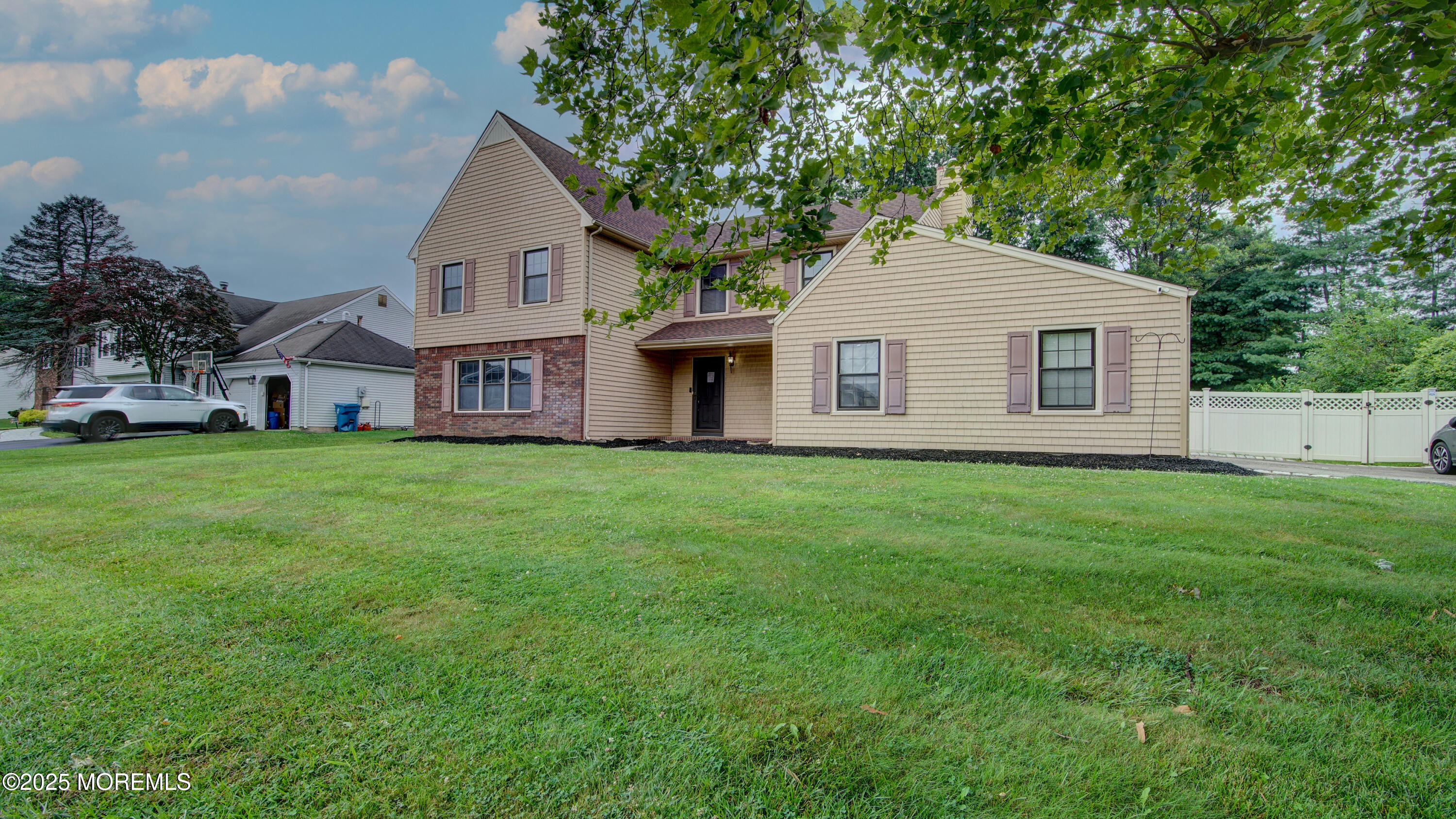16 Nashua Drive