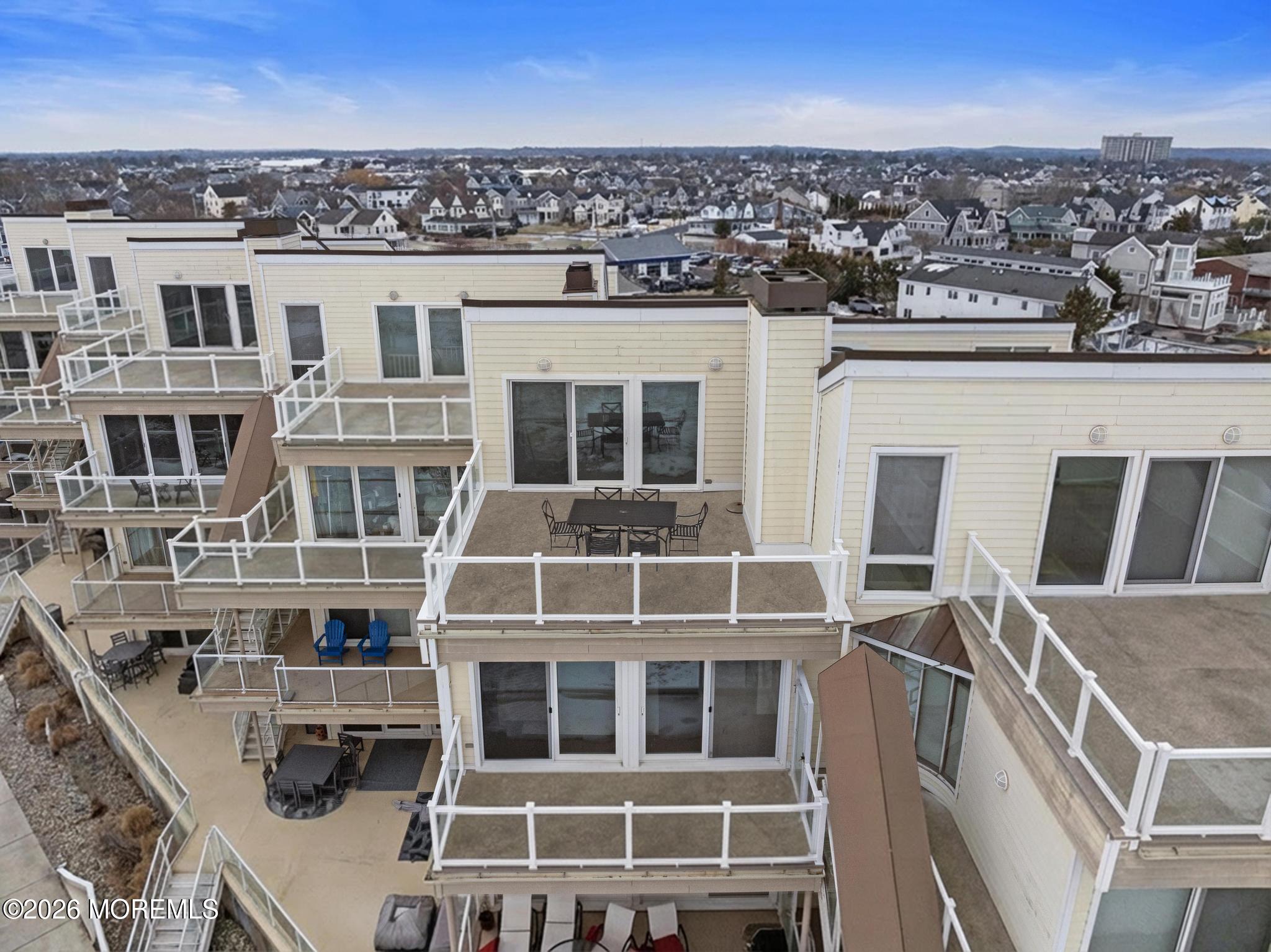 477 Ocean Avenue N 3