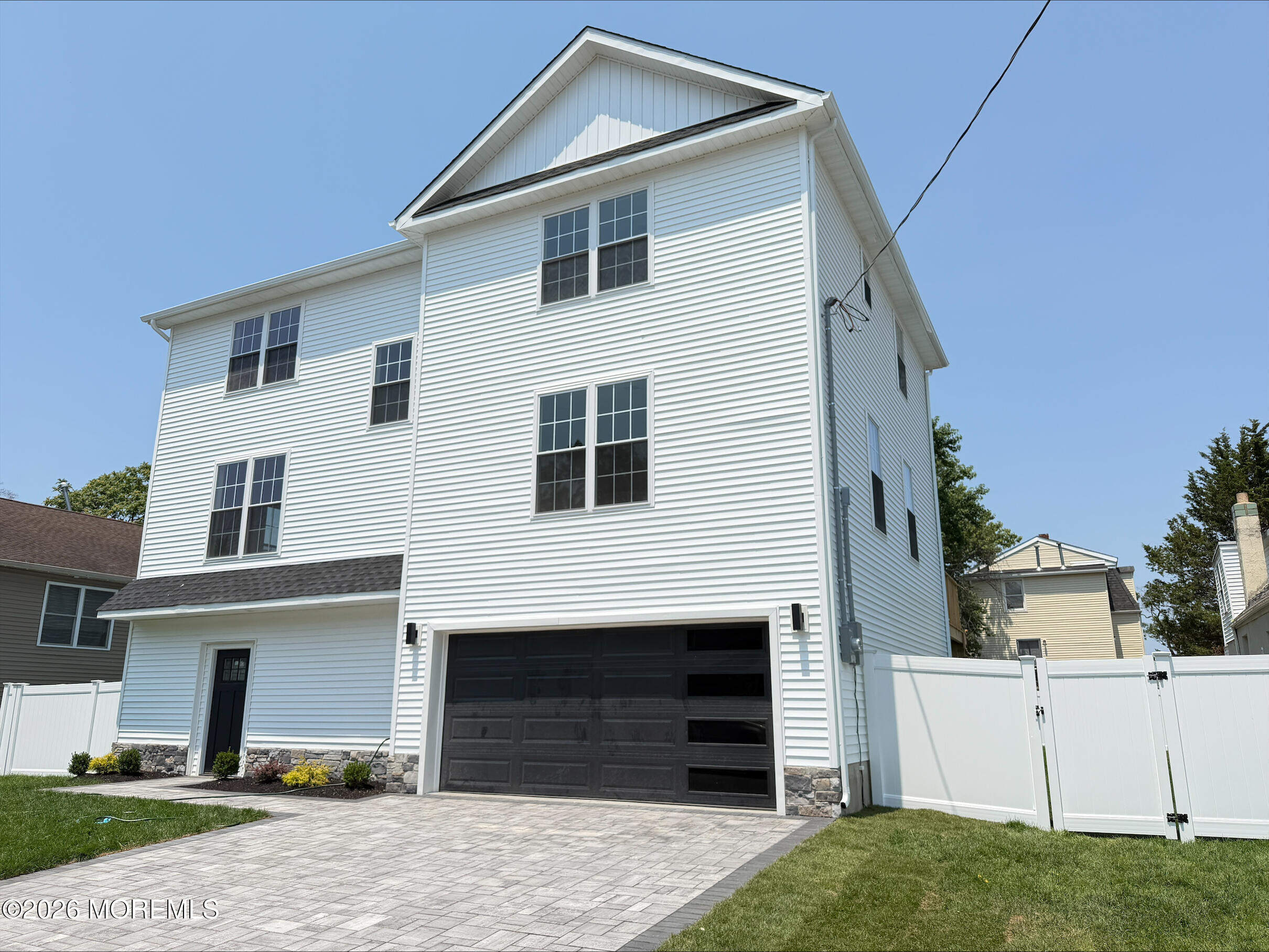 57 Oak Street