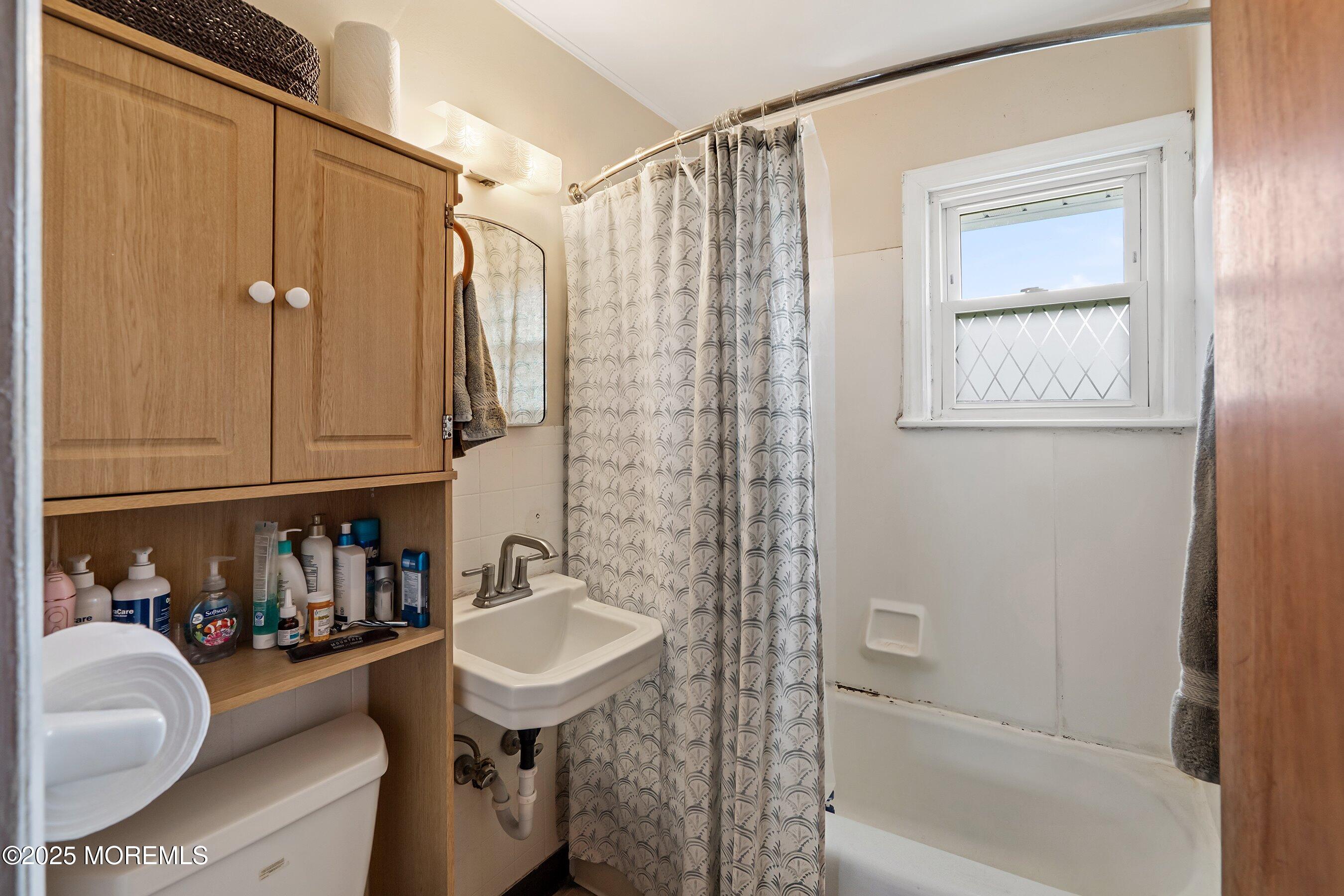 423 Lafayette Avenue, Toms River, New Jersey image 11