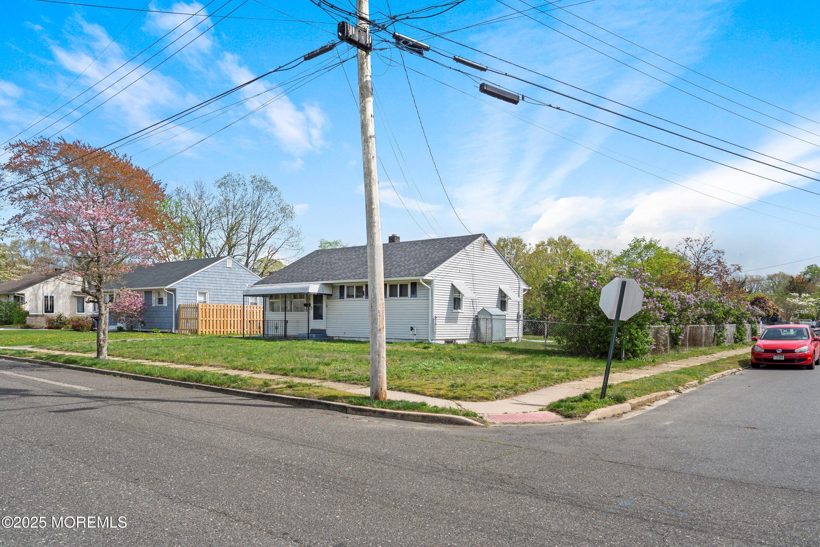 423 Lafayette Avenue, Toms River, New Jersey image 2