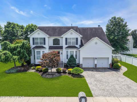 Homes For Sale - 8 Cabin Brook Crescent Crest<br/> Manchester, NJ 08759