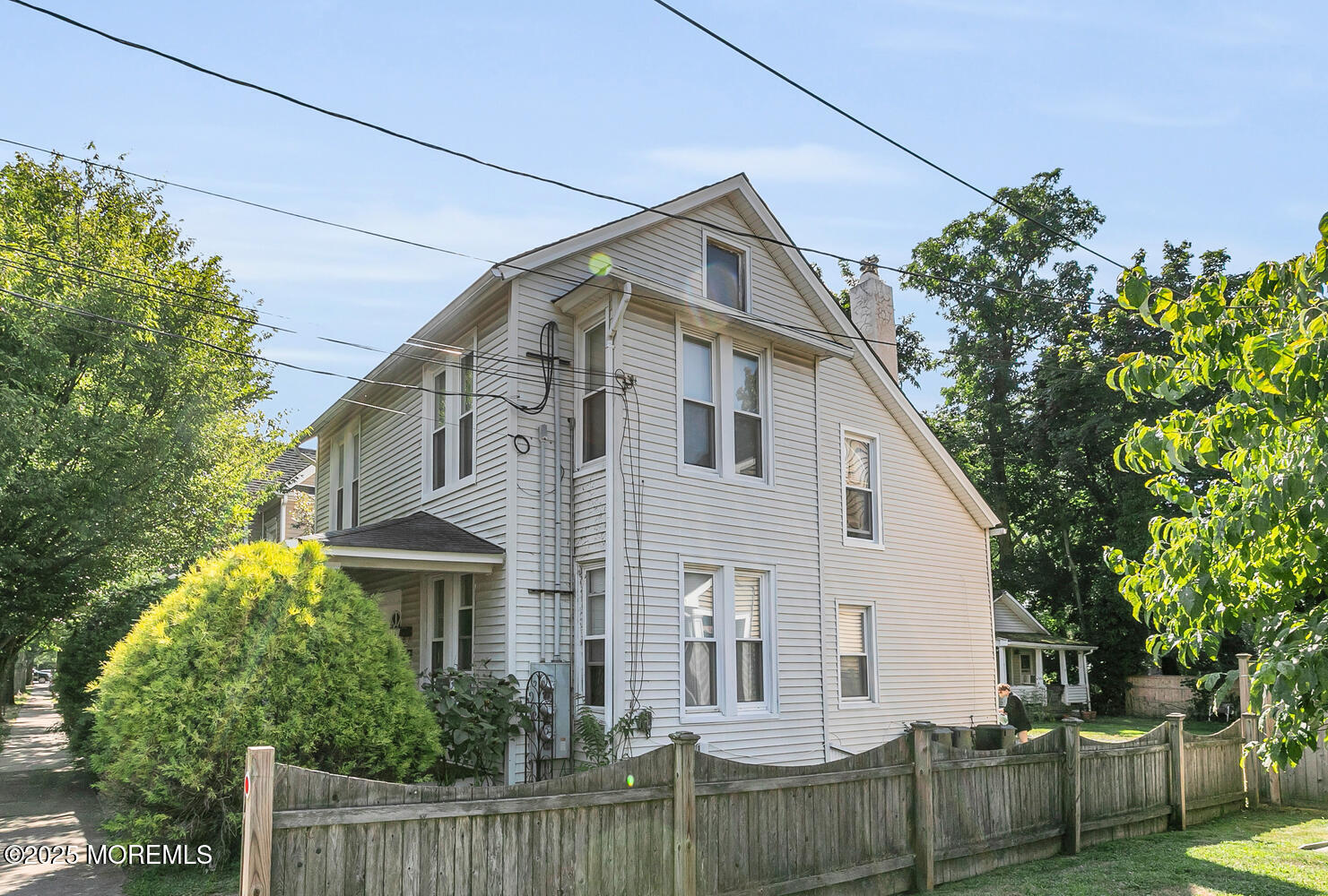 82 Linden Place