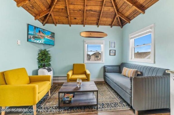 171 BEACHFRONT # 3, MANASQUAN, NJ 08736 - Image e5ddf66a84a18caff301d03fc8b9a2f4/511167097