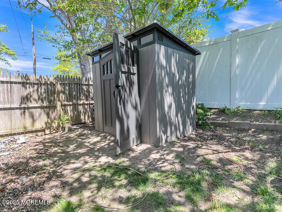 1151 Treasure Avenue, Manahawkin, New Jersey image 29