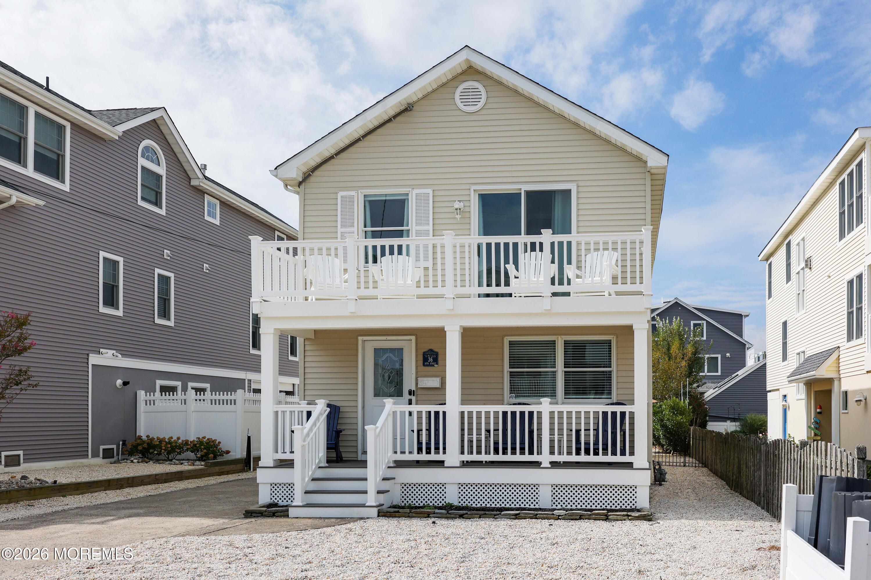 36 16th Street