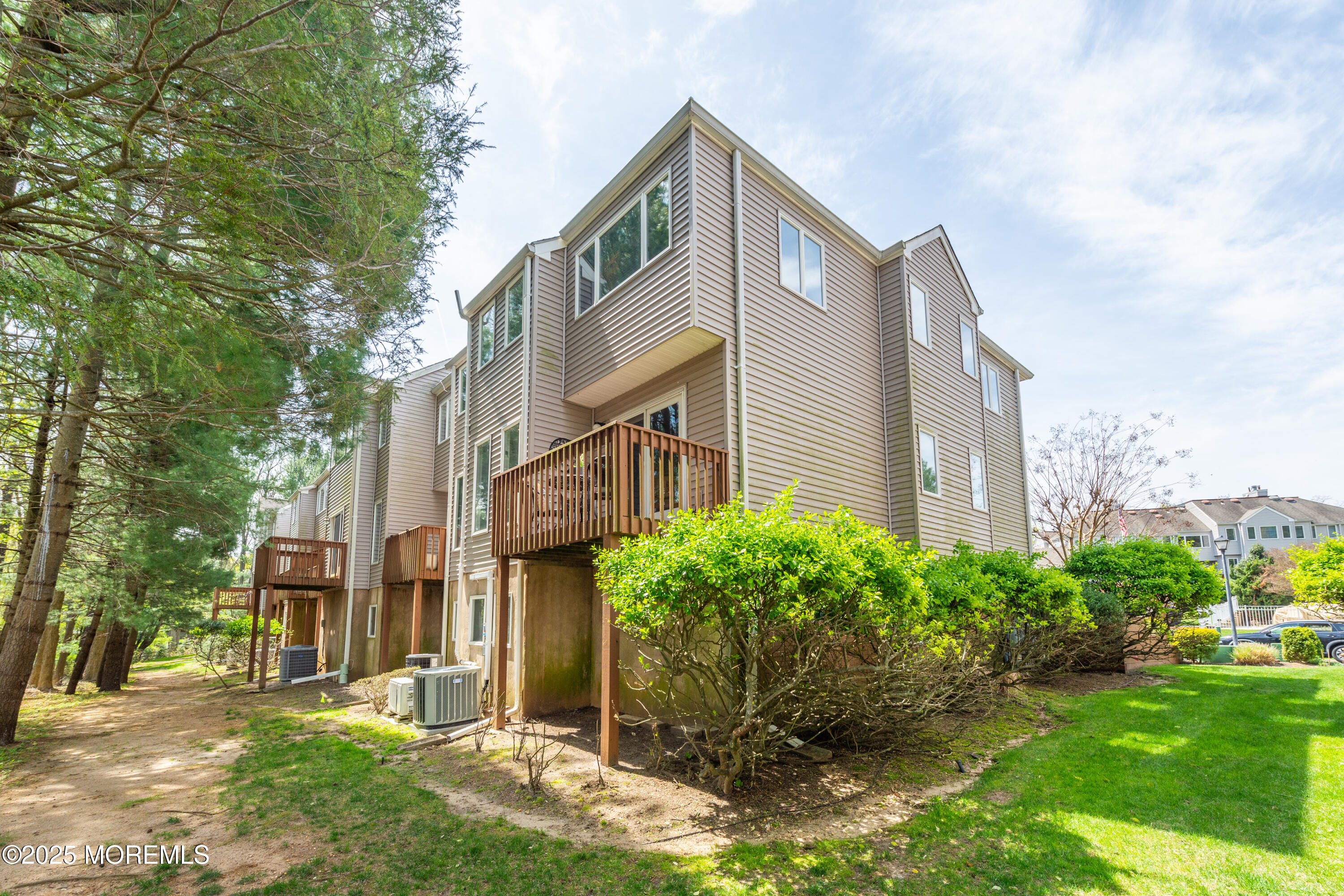 180 Ambassador Drive, Red Bank, New Jersey image 26