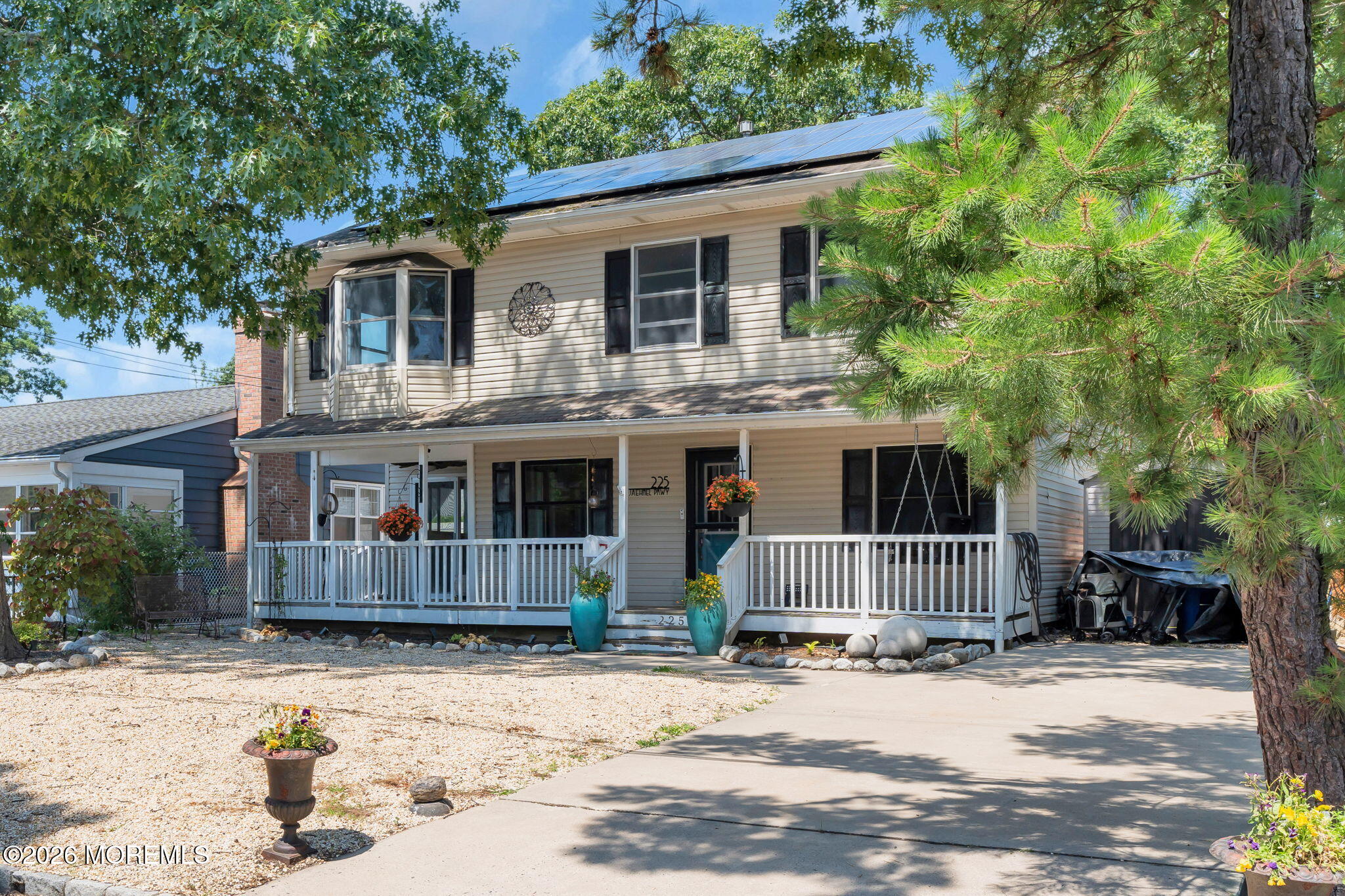 225 Jaehnel Parkway