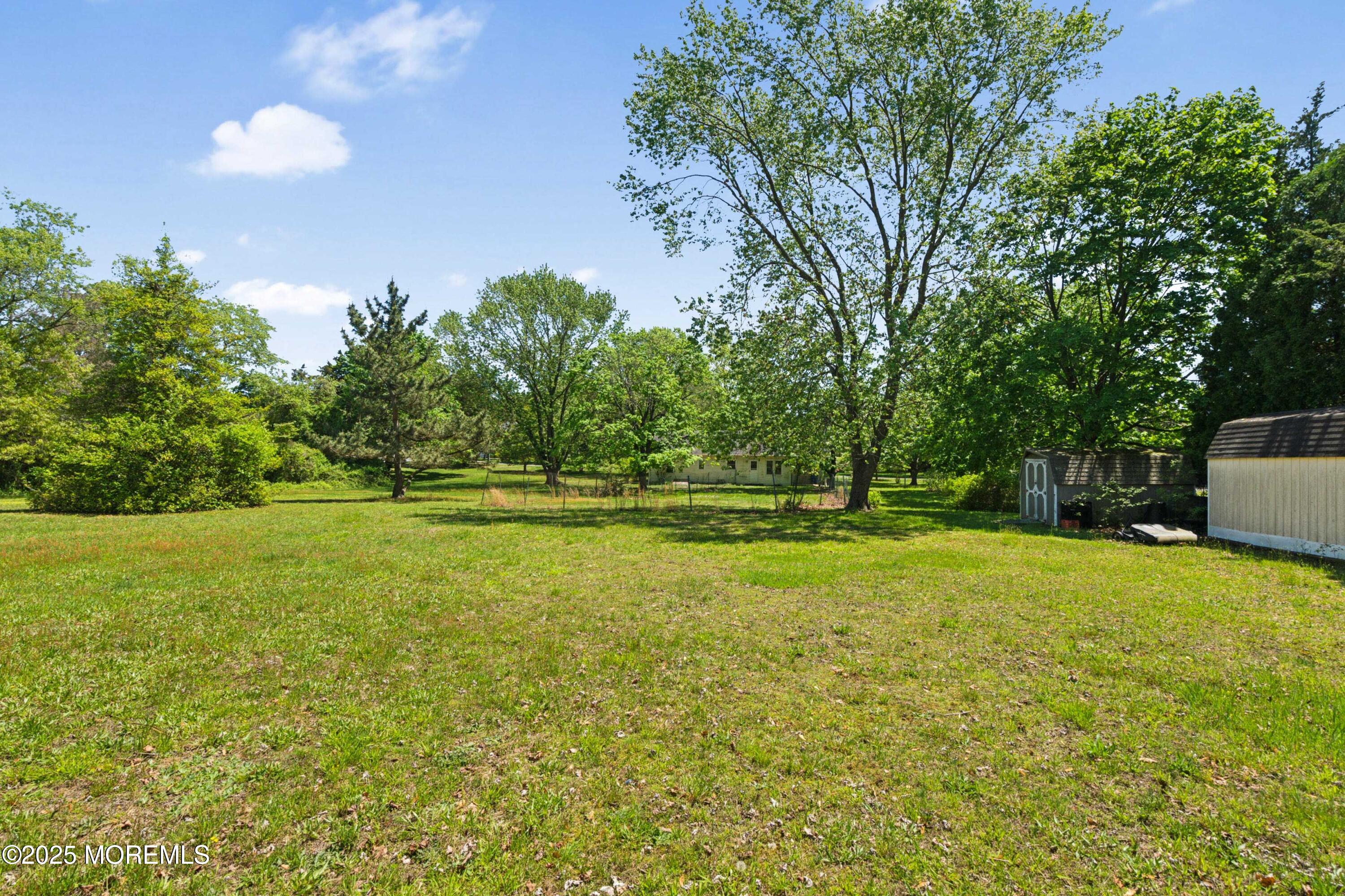 567 Herbert Lane, Brick, New Jersey image 25