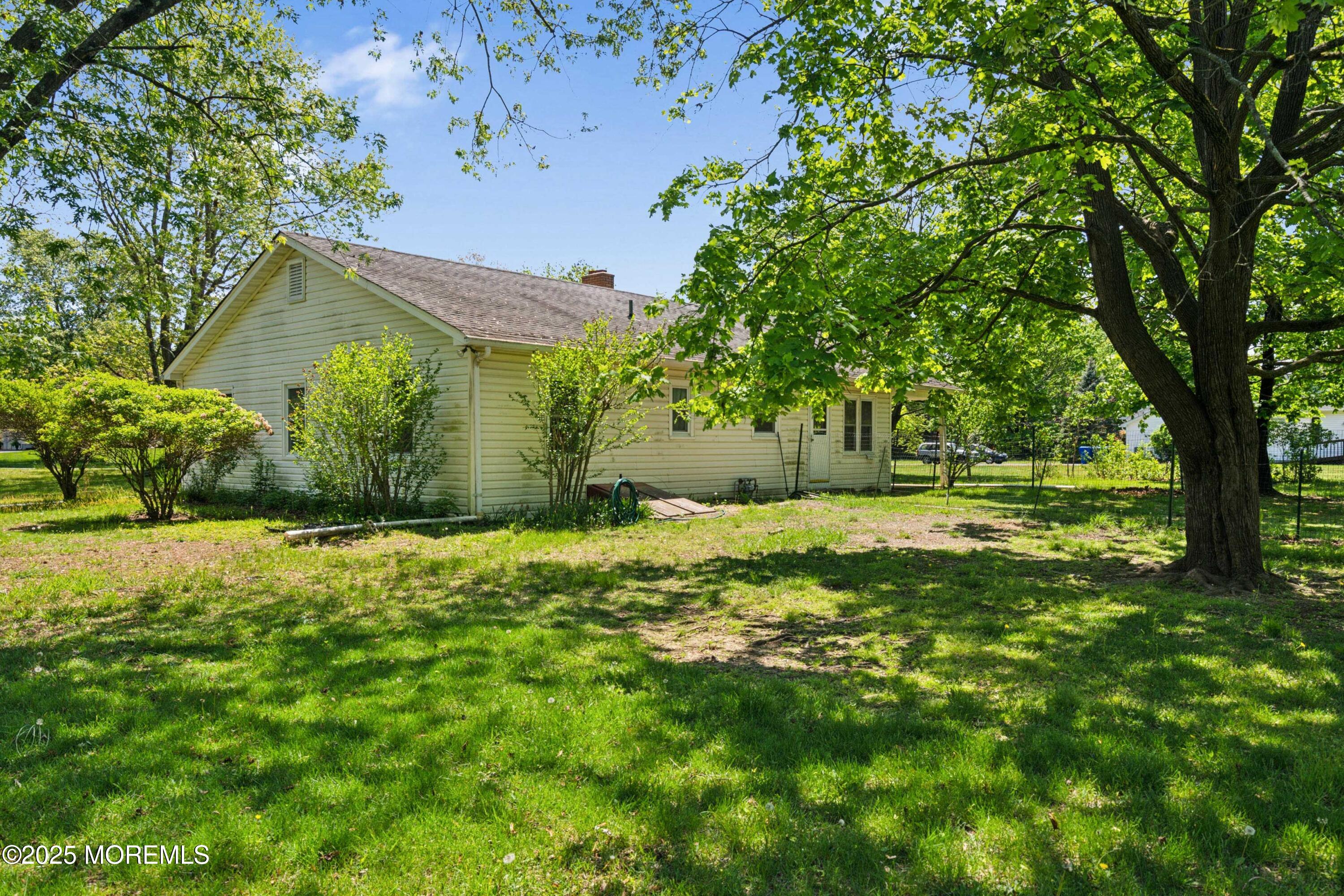 567 Herbert Lane, Brick, New Jersey image 23