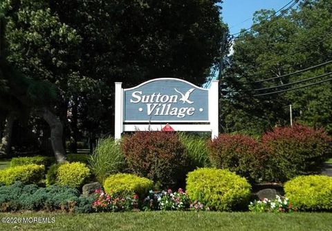 Condo For Sale - 27 Sutton Drive<br/> Brick, NJ 08724