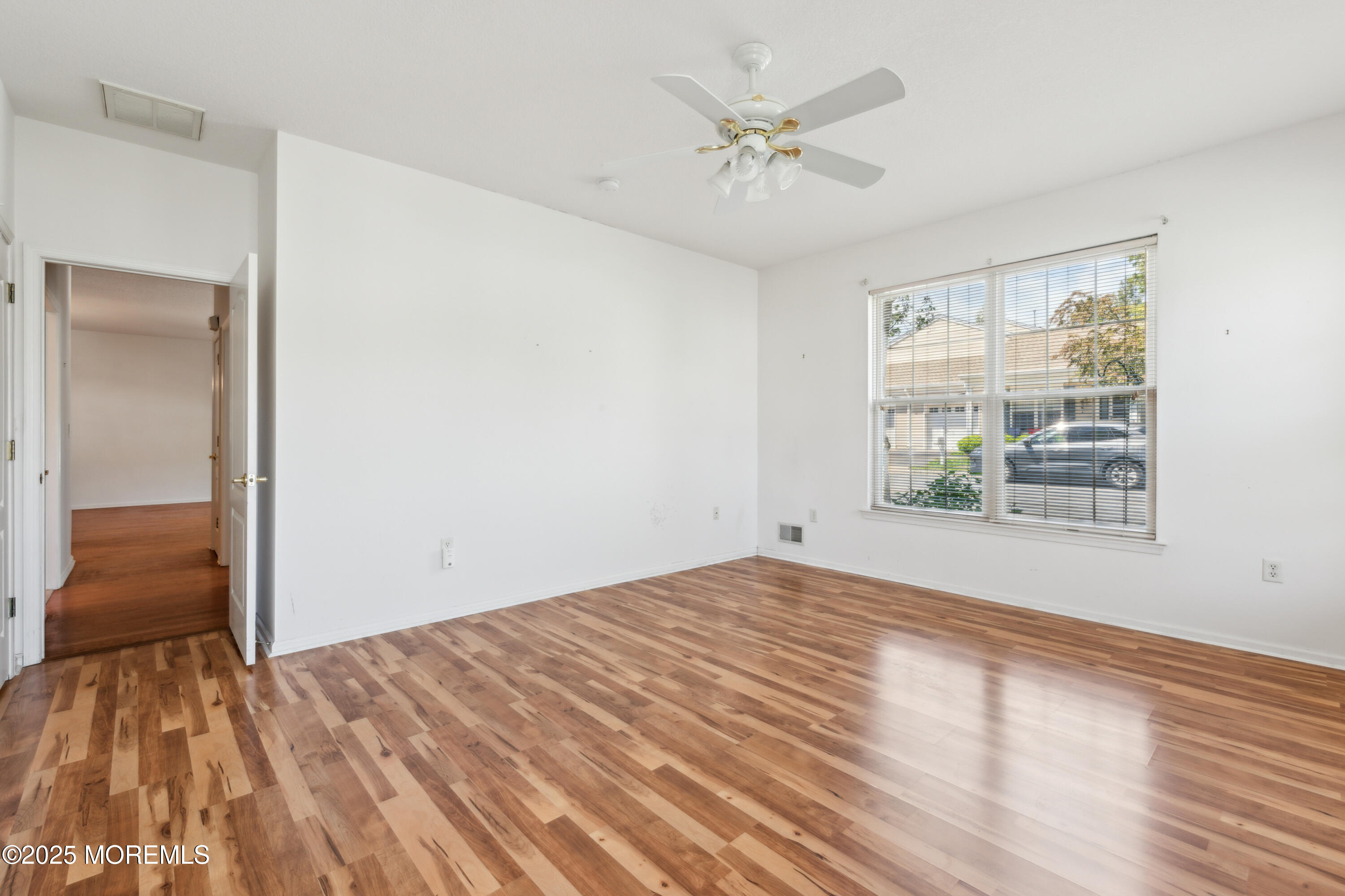 27 Greylawn Drive, Lakewood, New Jersey image 13