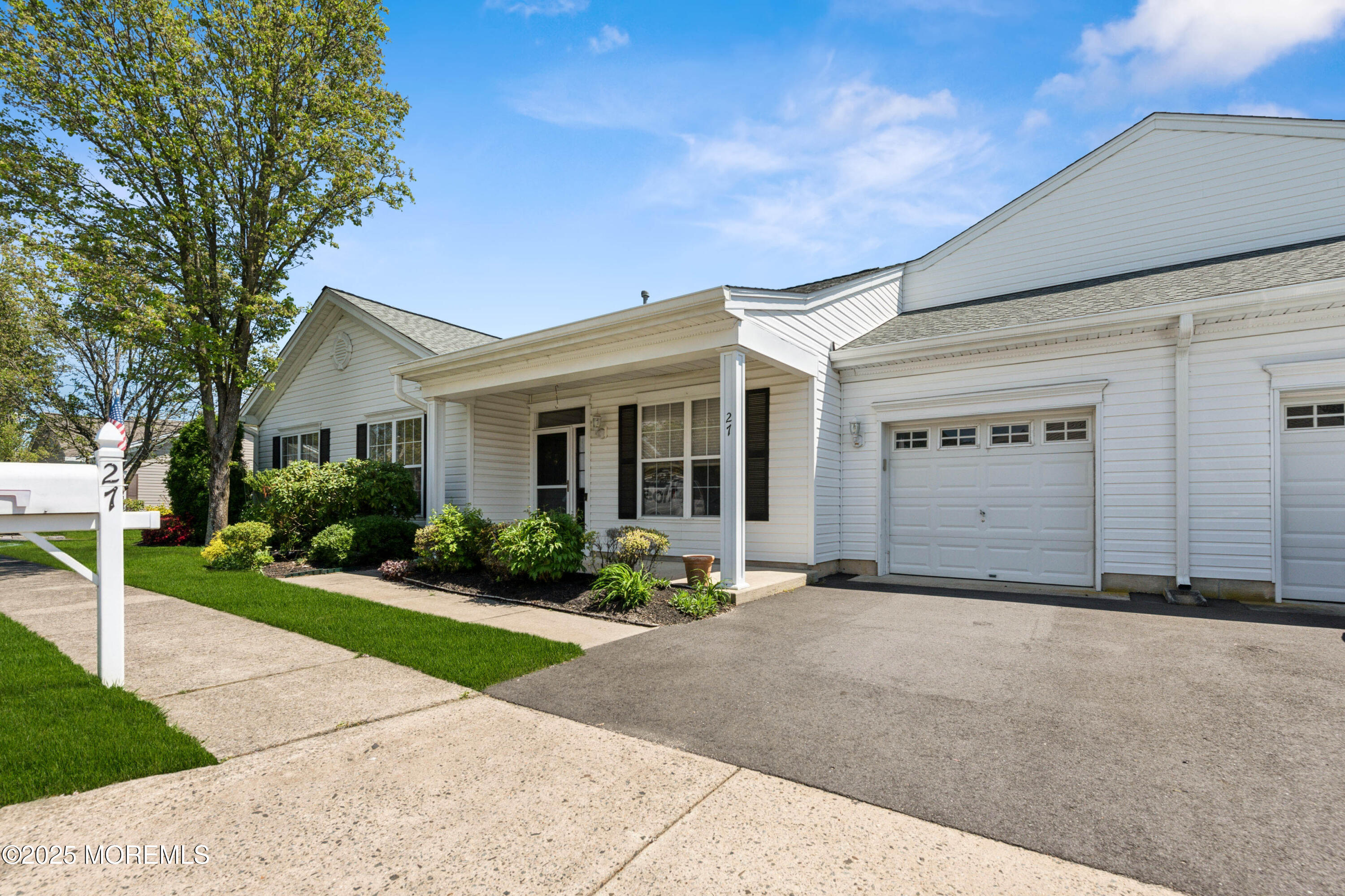 27 Greylawn Drive, Lakewood, New Jersey image 1