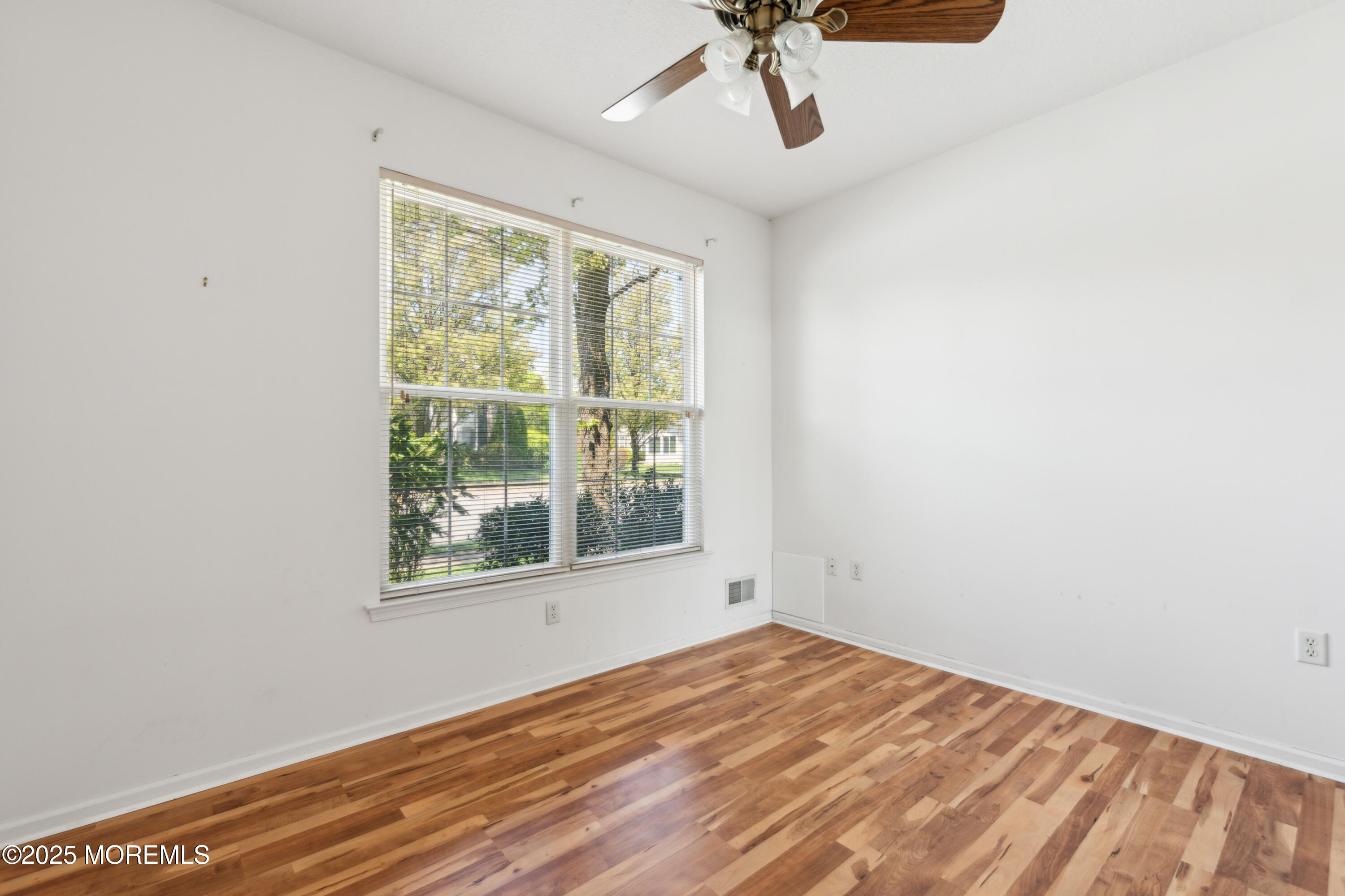 27 Greylawn Drive, Lakewood, New Jersey image 16