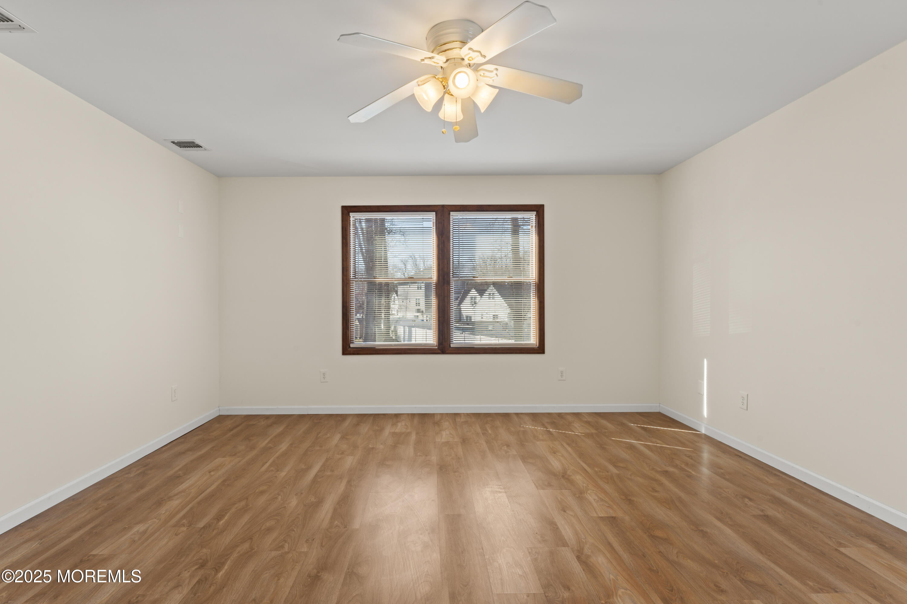 15 Cottage Place, Keansburg, New Jersey image 18