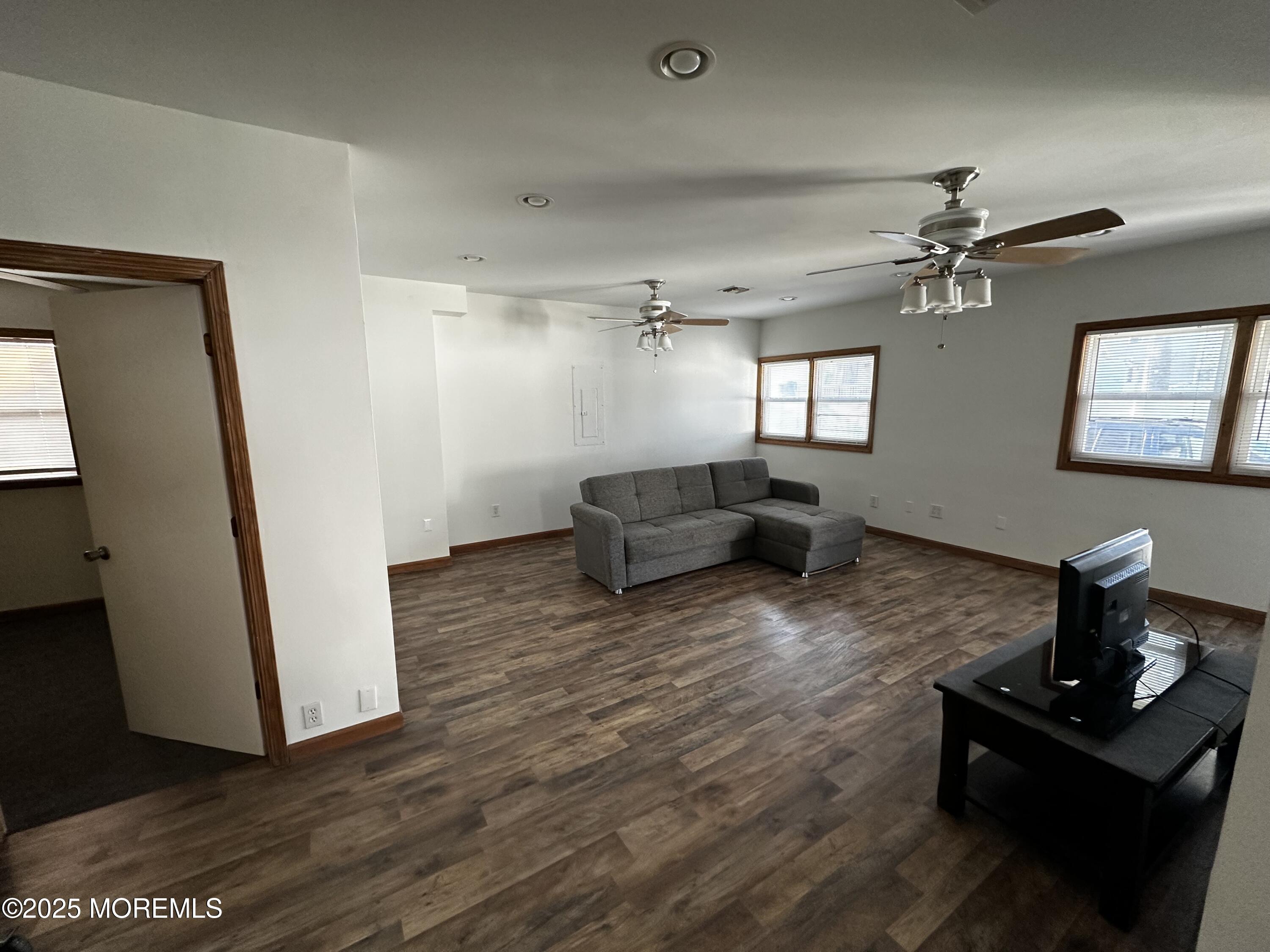 15 Cottage Place, Keansburg, New Jersey image 4