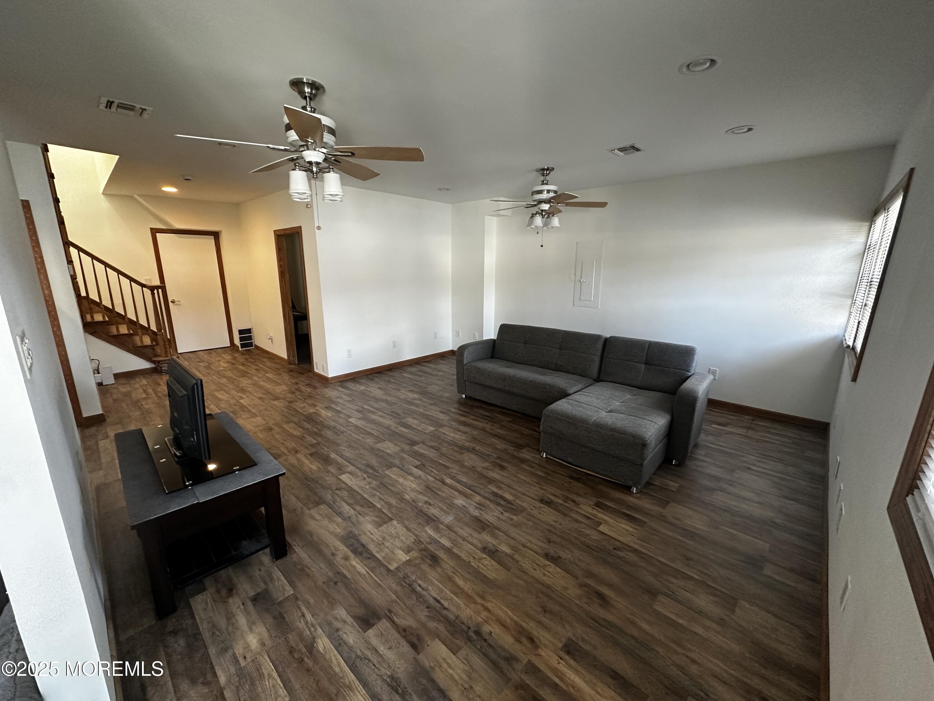 15 Cottage Place, Keansburg, New Jersey image 3