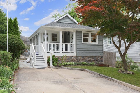 Homes For Rent - 210 Linden Avenue<br/> Monmouth County, Highlands, NJ 07732