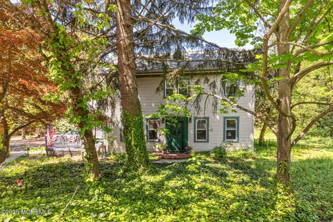 32 Sears Avenue Atlantic Highlands NJ 07716