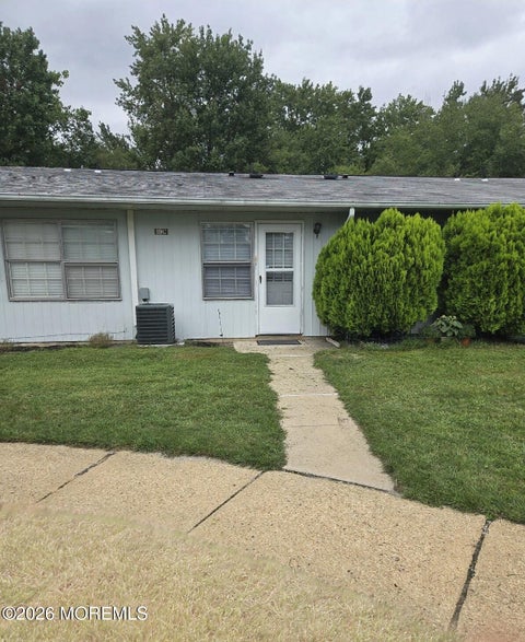 Homes For Rent - 19C Yorkshire Court<br/> Manchester, NJ 08759
