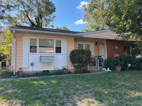 Homes For Sale - 12 California Dr #B<br/> Whiting, NJ 08759