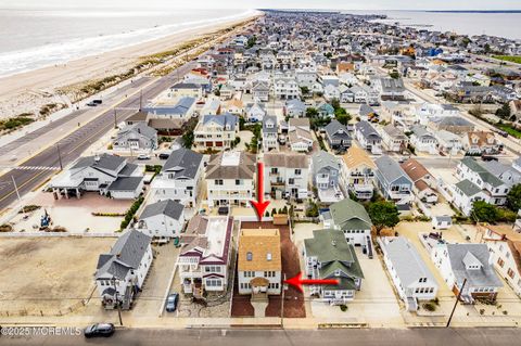 Multifamily For Rent - 15 N Street #B1<br/> Seaside Park, NJ 08752