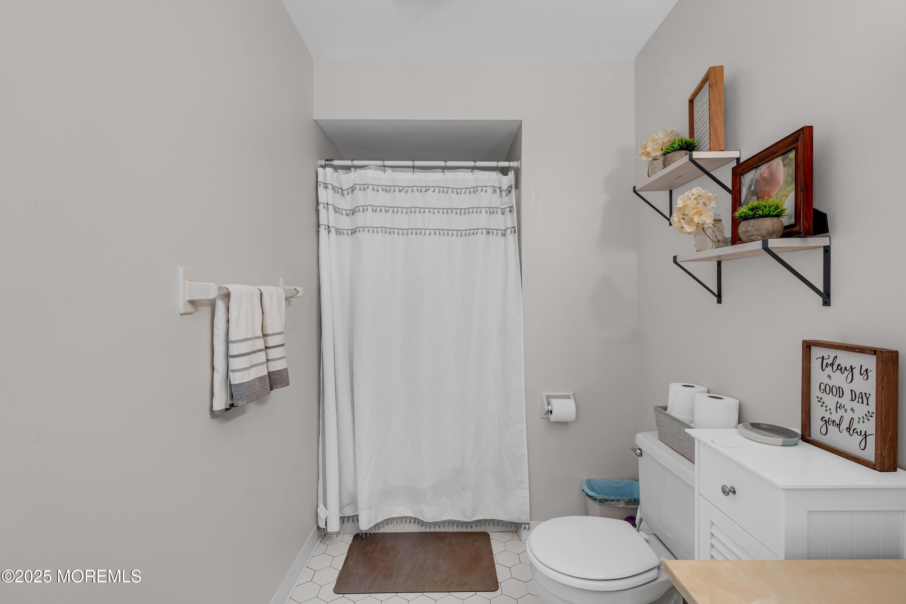6 Blanche Drive, New Egypt, New Jersey image 31