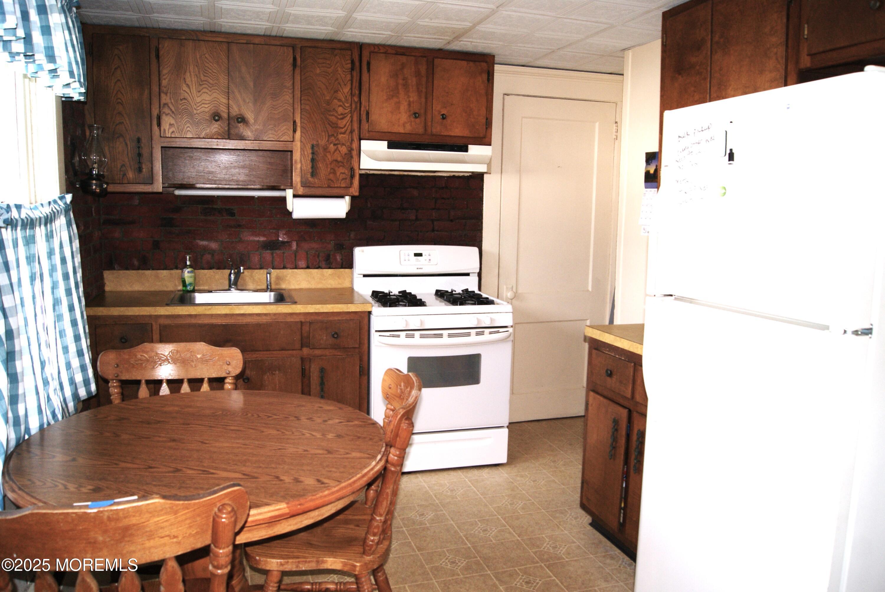 197 Drum Point Road, Brick, New Jersey image 27