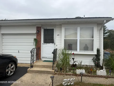 8 Hancock Drive Unit B, Whiting, NJ 08759 - #: 22600467