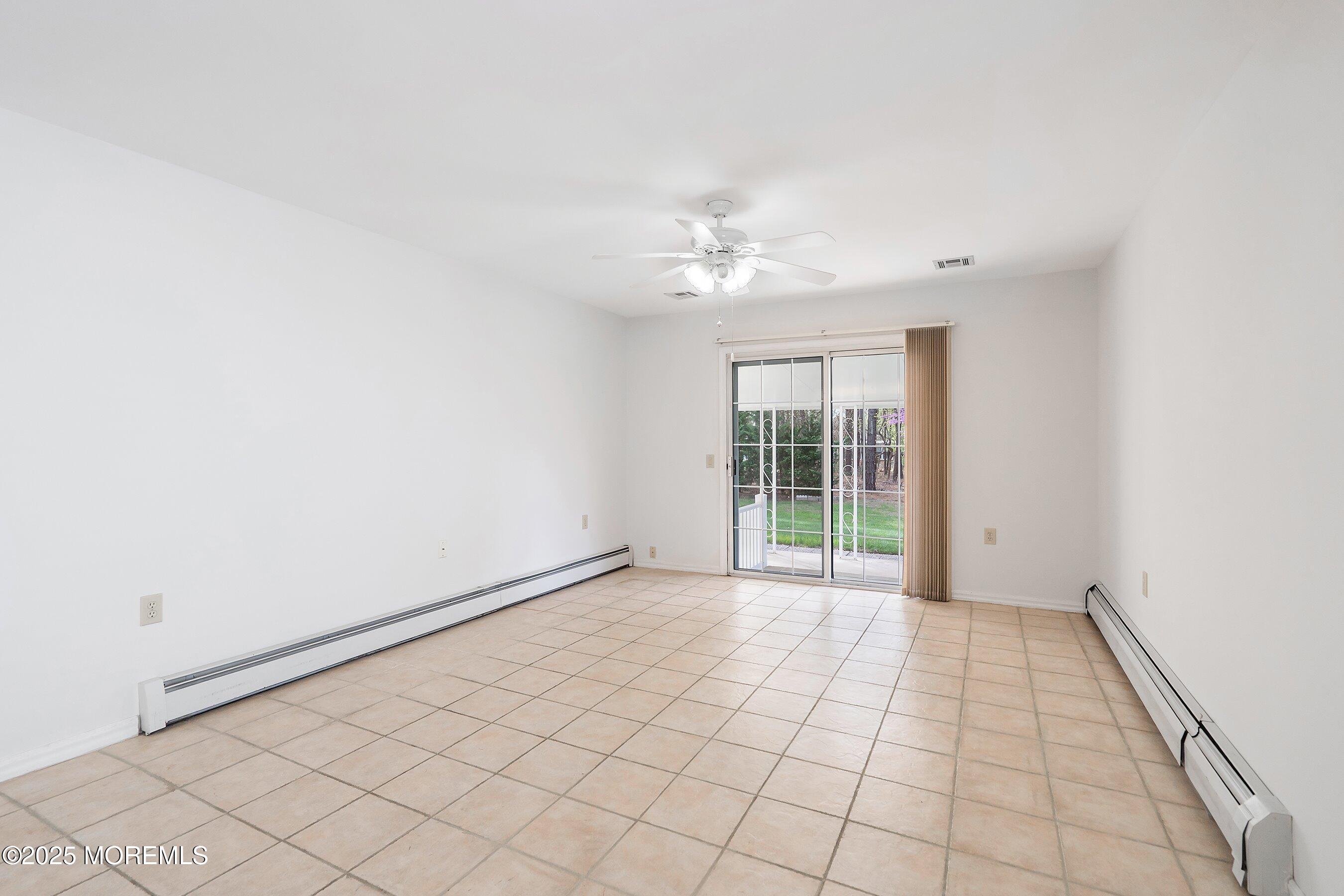 83 Woodstock Drive, Toms River, New Jersey image 15