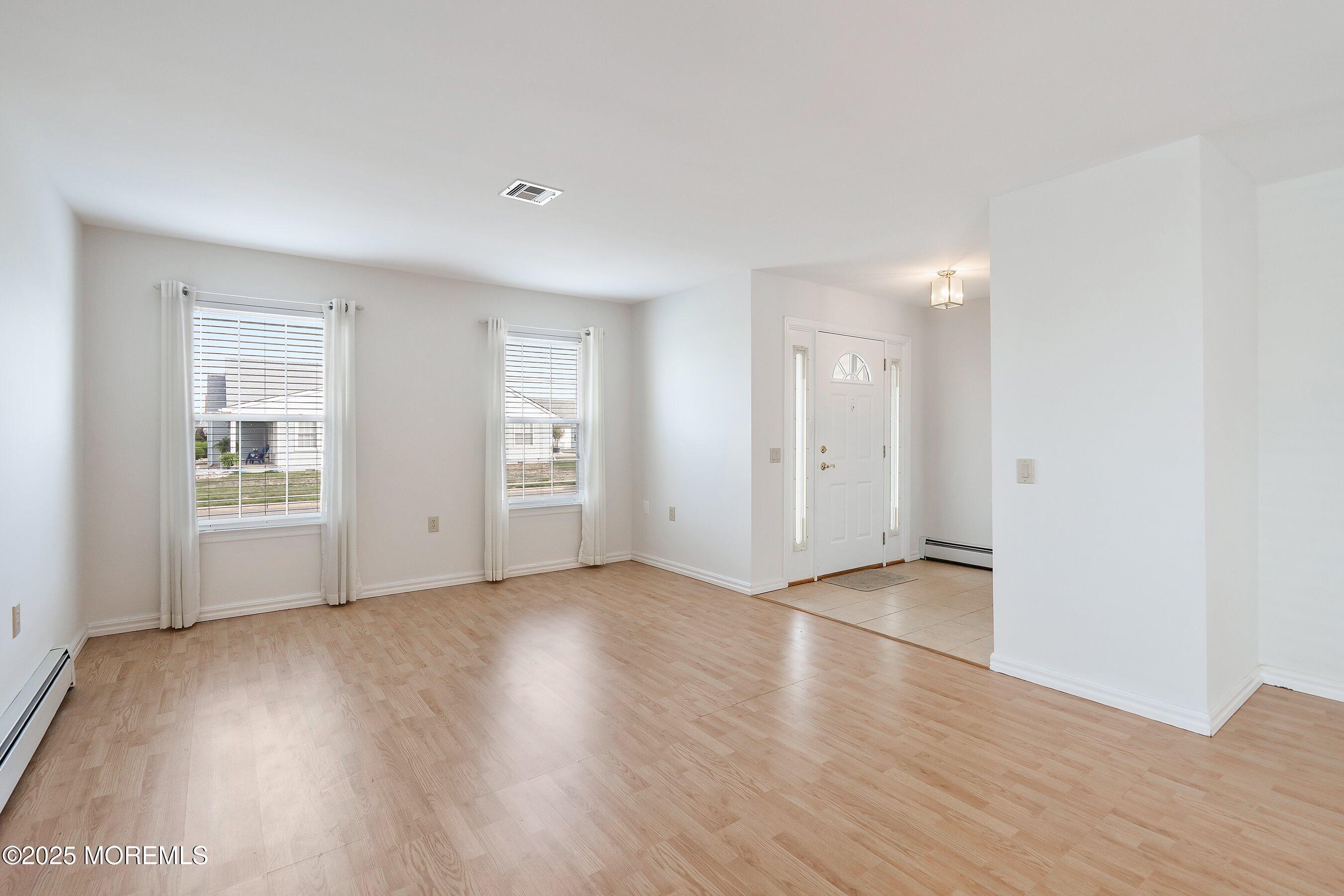 83 Woodstock Drive, Toms River, New Jersey image 8