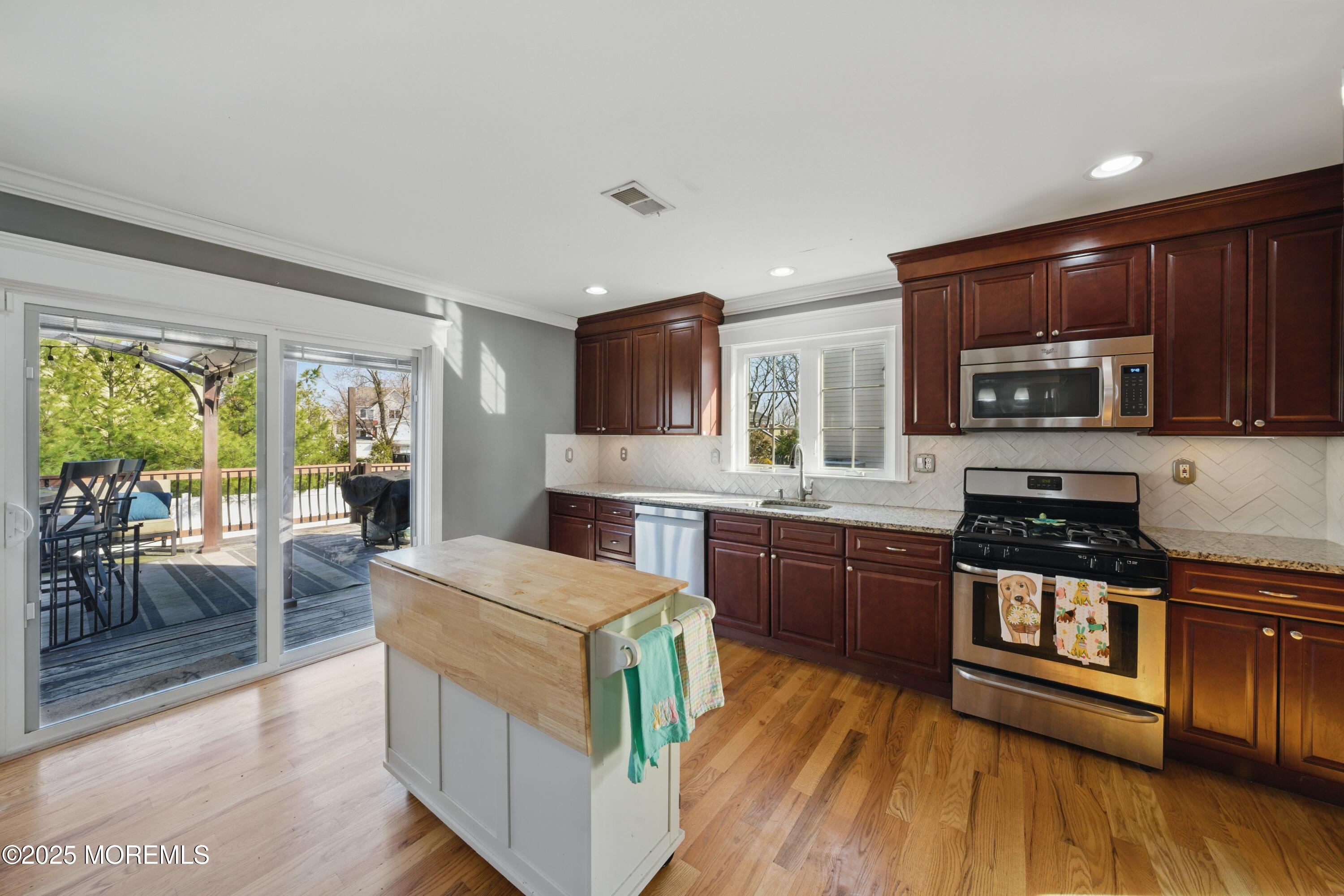 445 Prospect Avenue, Middletown, New Jersey image 11