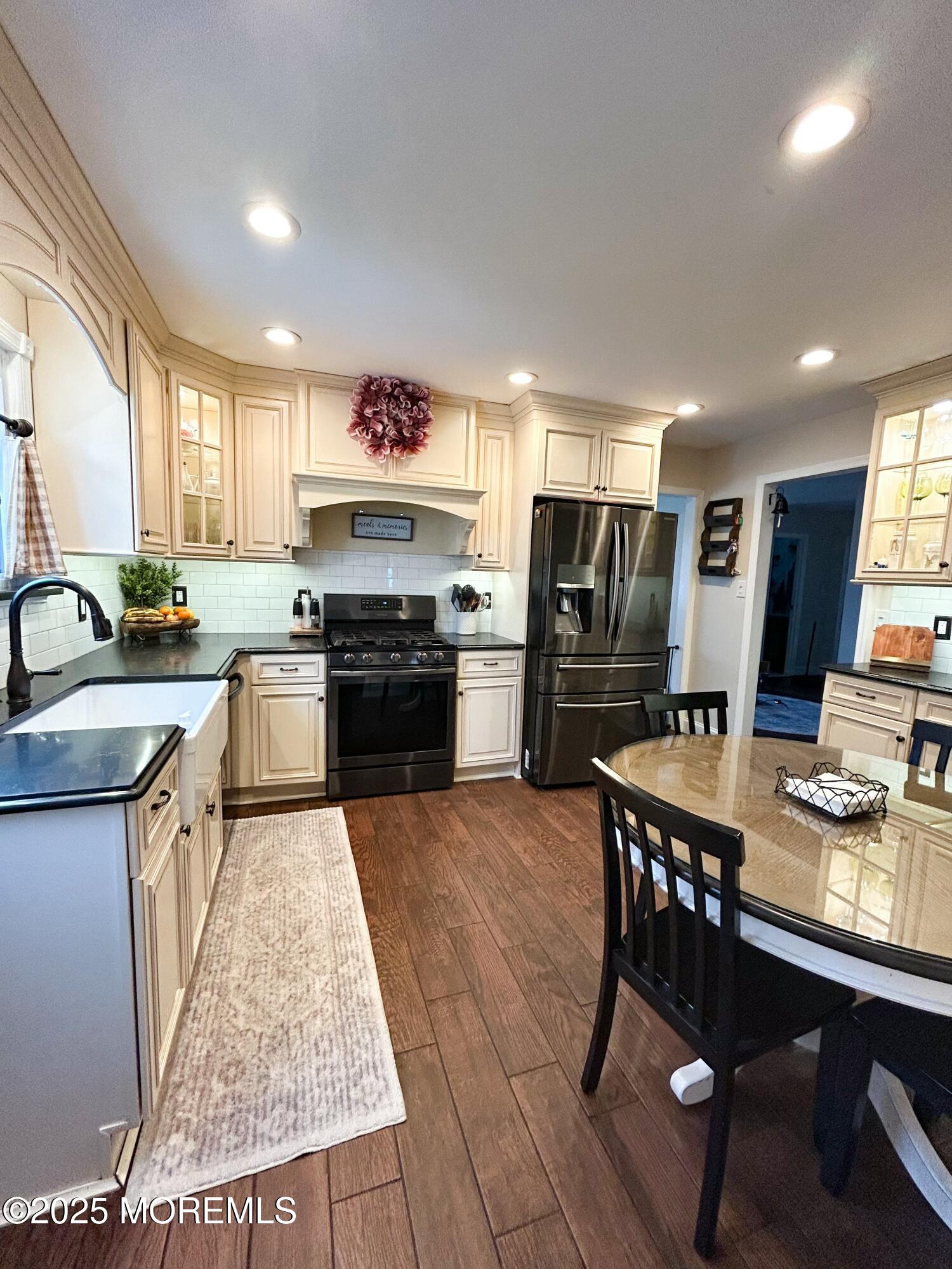 30 Briscoe Terrace, Hazlet, New Jersey image 15