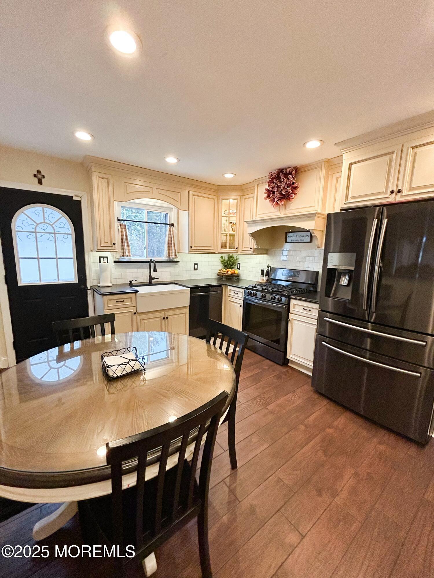 30 Briscoe Terrace, Hazlet, New Jersey image 17