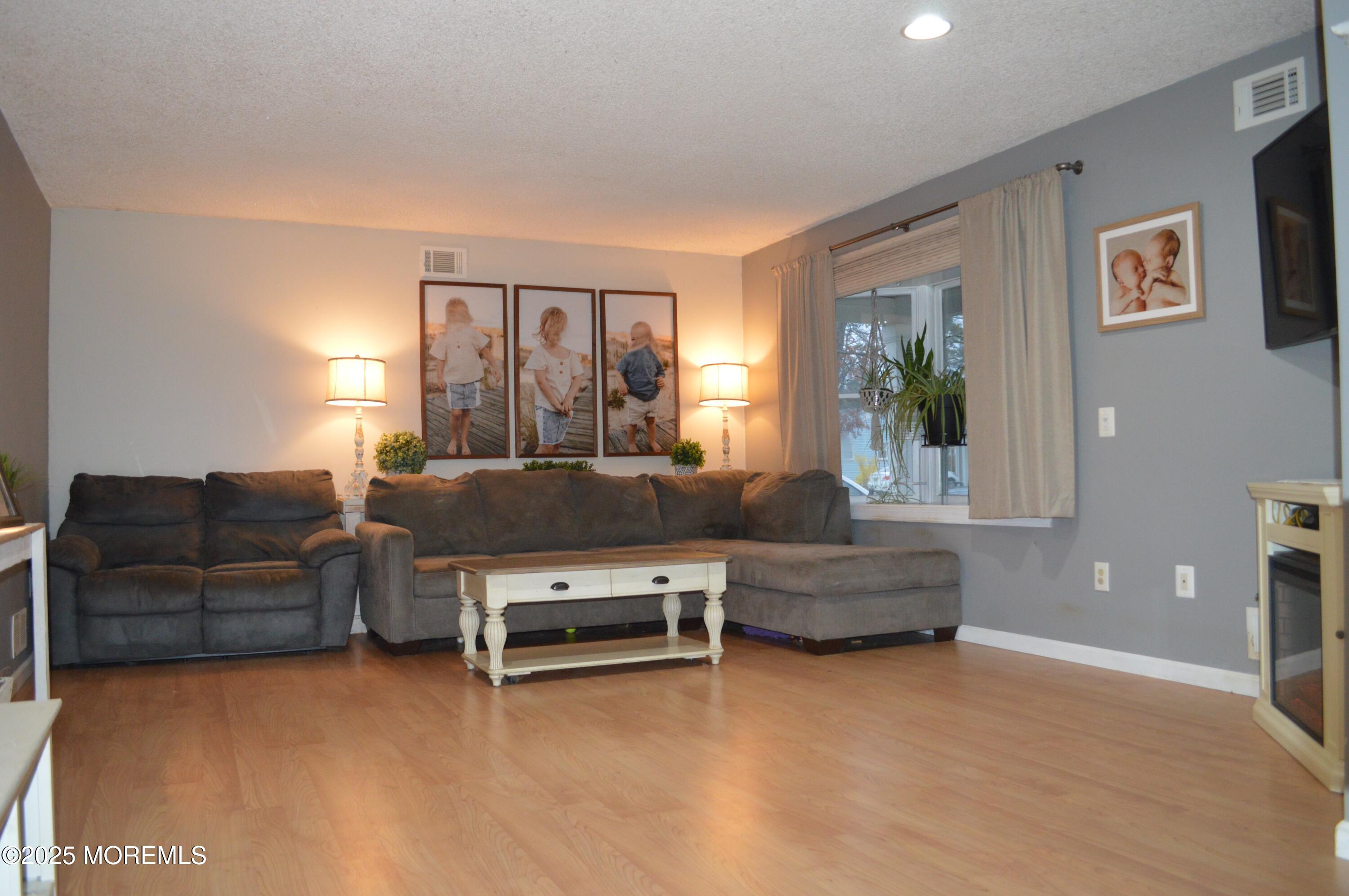 328 Ensign Avenue, Beachwood, New Jersey image 6