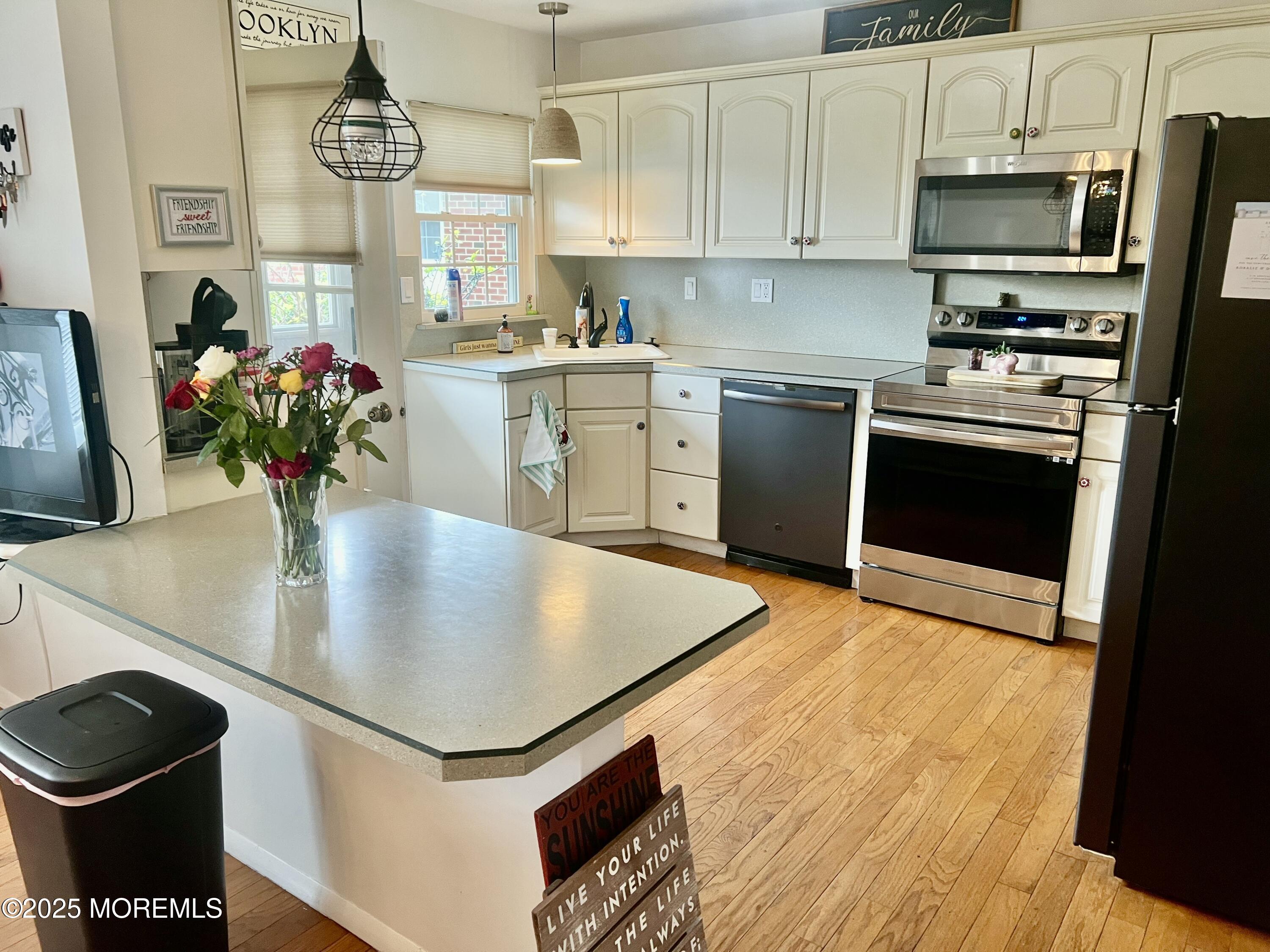 1028-B Shetland Drive, Lakewood, New Jersey image 5
