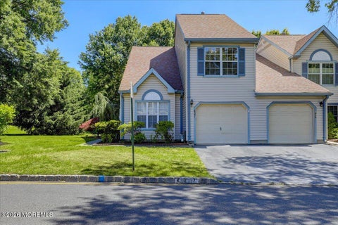 Condo For Sale - 427 Dorchester Way<br/> Monmouth County, Manalapan, NJ 07726